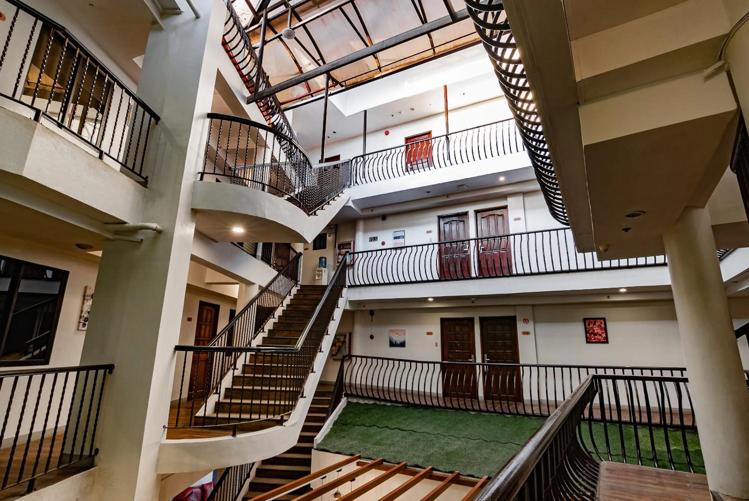 Property building in Kiwi Hotel