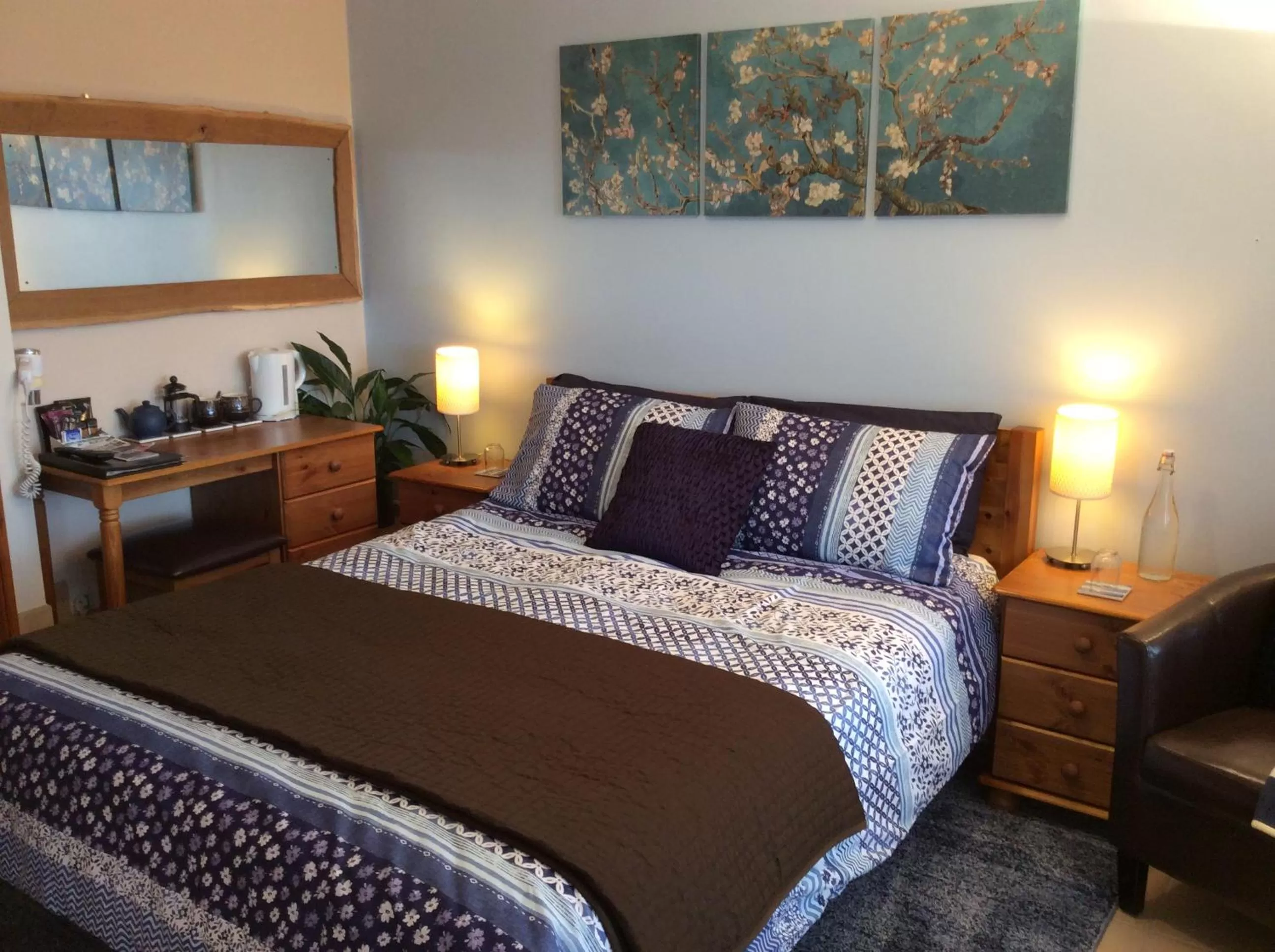 Bedroom, Bed in The Great Grubb