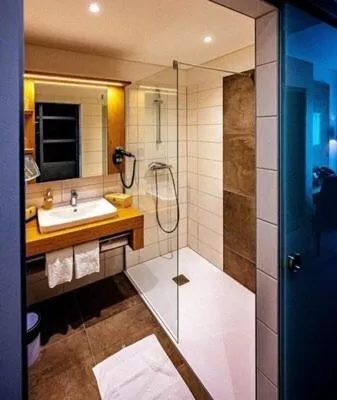 Bathroom in Hotel Hausschachen