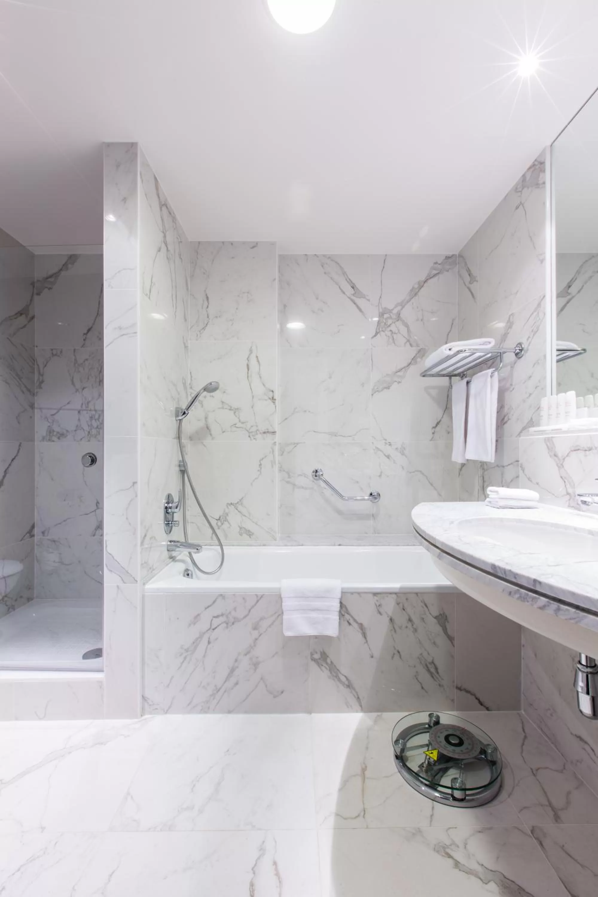 Shower in Radisson Blu Hotel, Antwerp City Centre