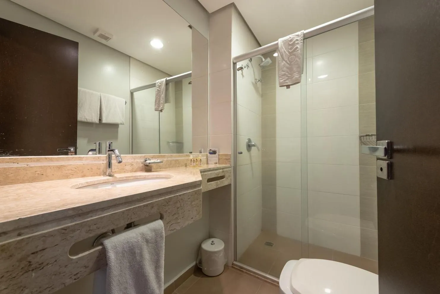 Bathroom in Class Hotel Alfenas