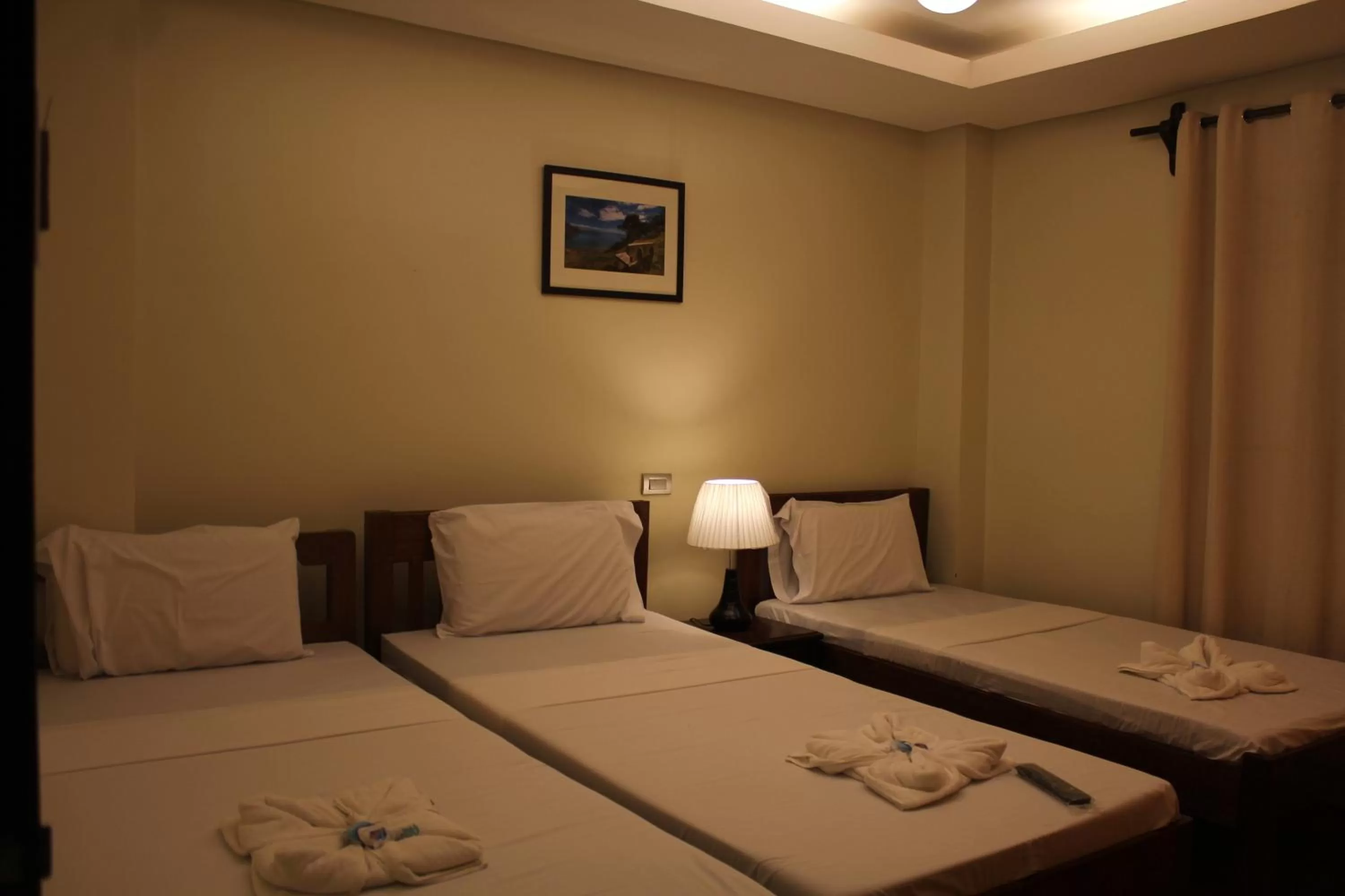 Photo of the whole room, Bed in Aqua Travel Lodge