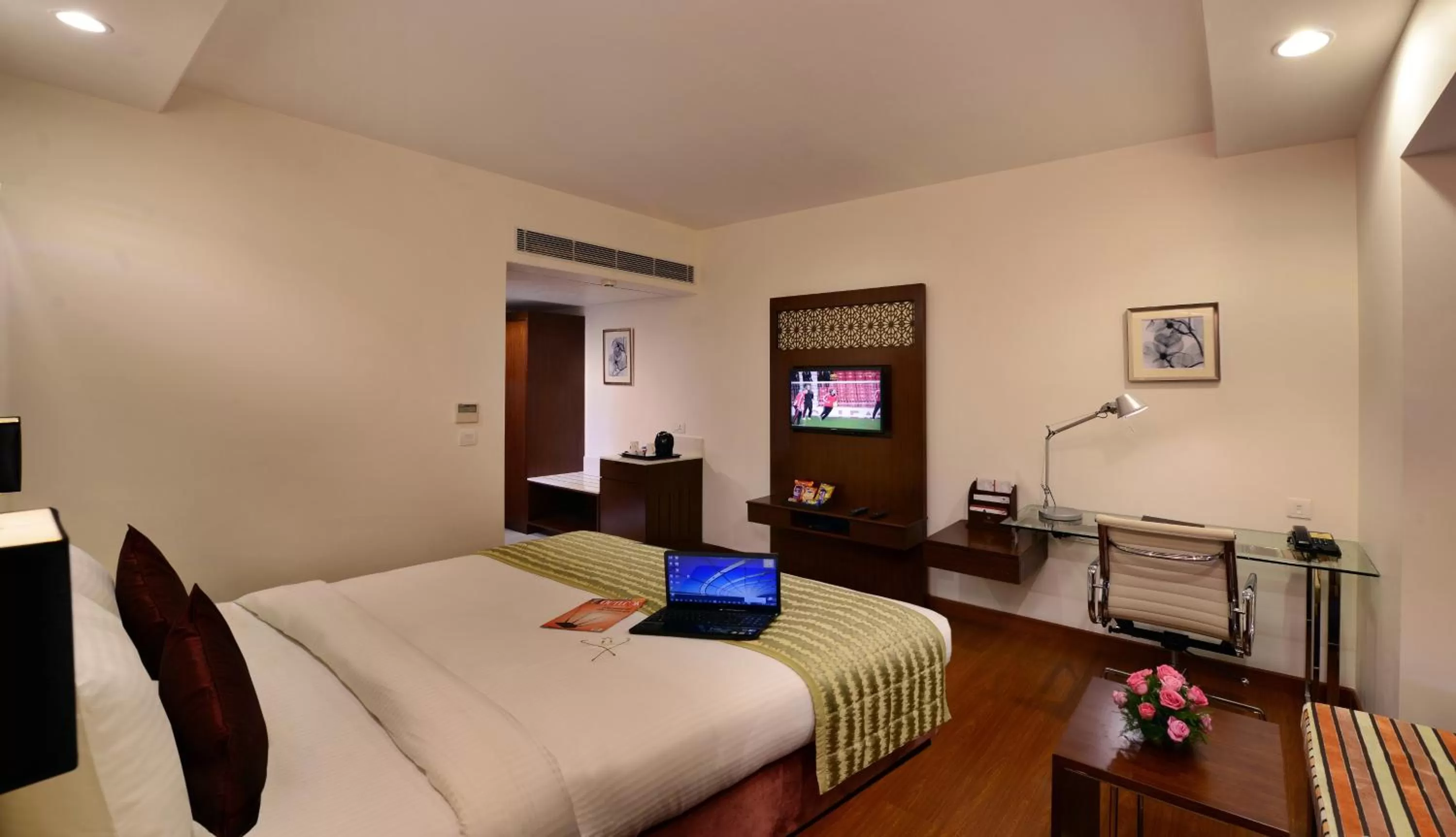 Photo of the whole room in Lords Inn Jodhpur