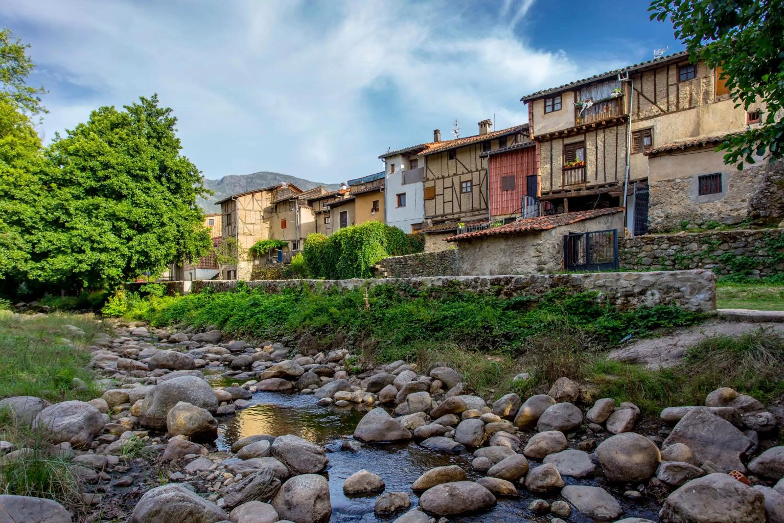 Nearby landmark in Hotel Valle del Ambroz