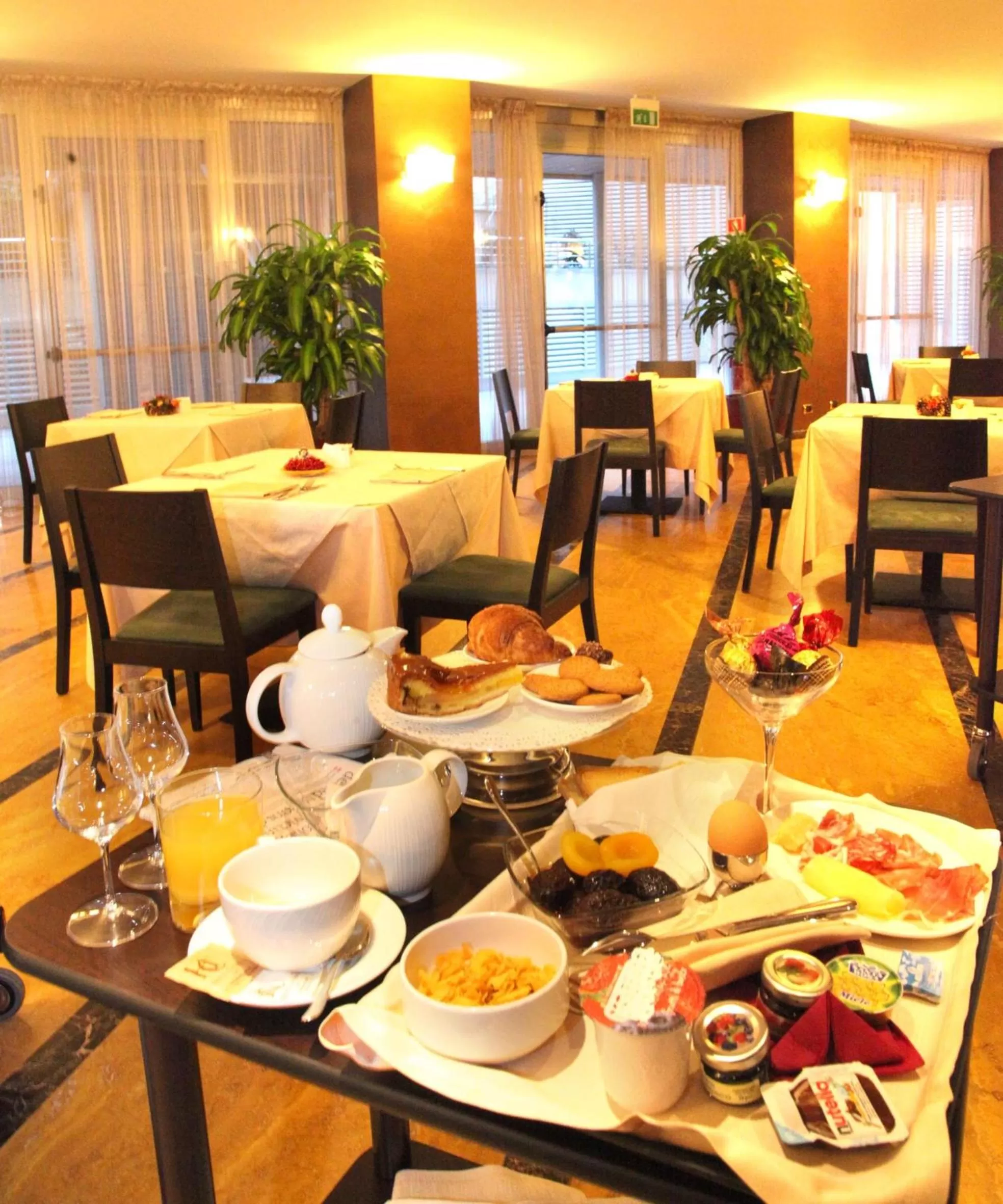 Restaurant/places to eat in Hotel Calissano