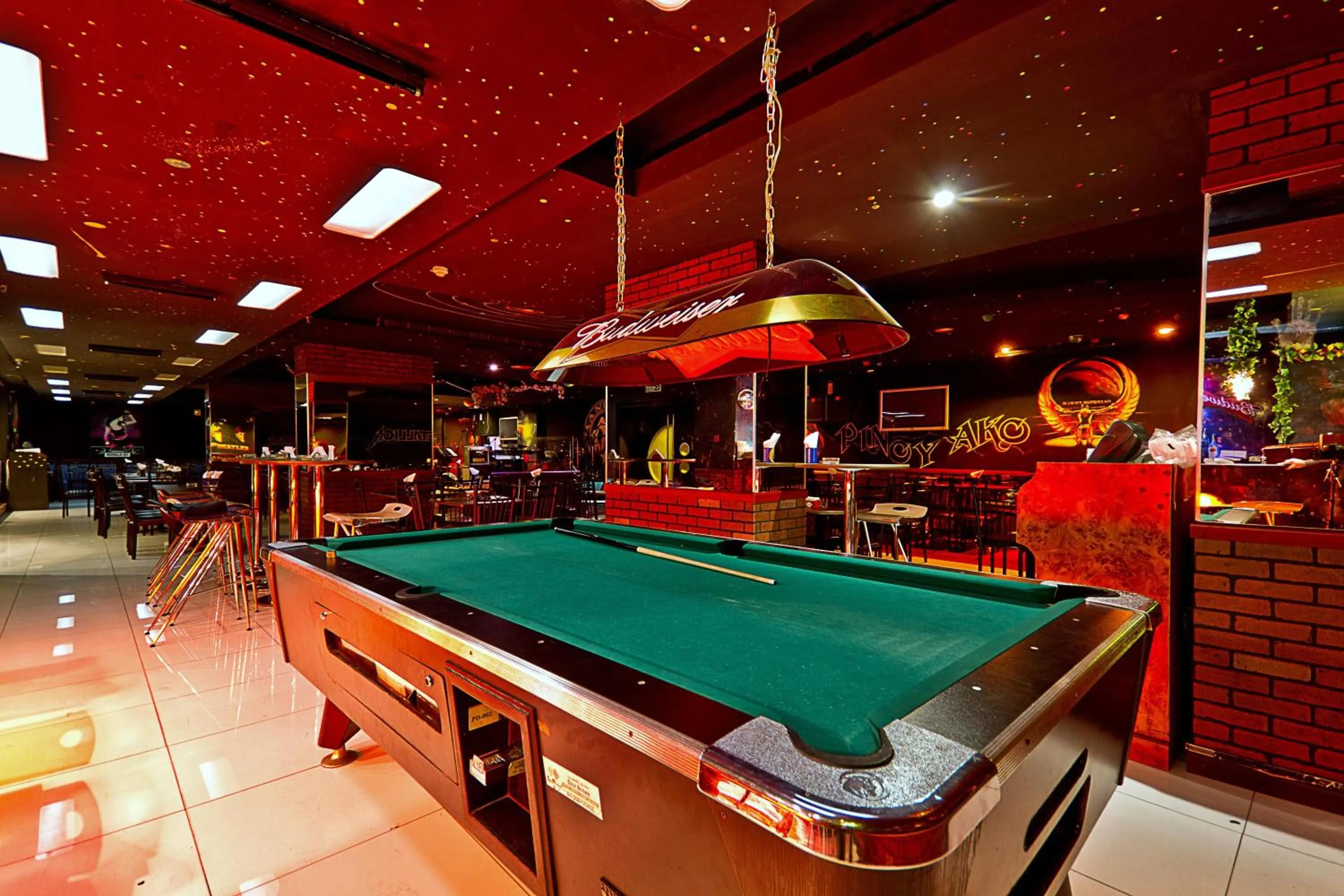 Billiard in Avenue Hotel Dubai