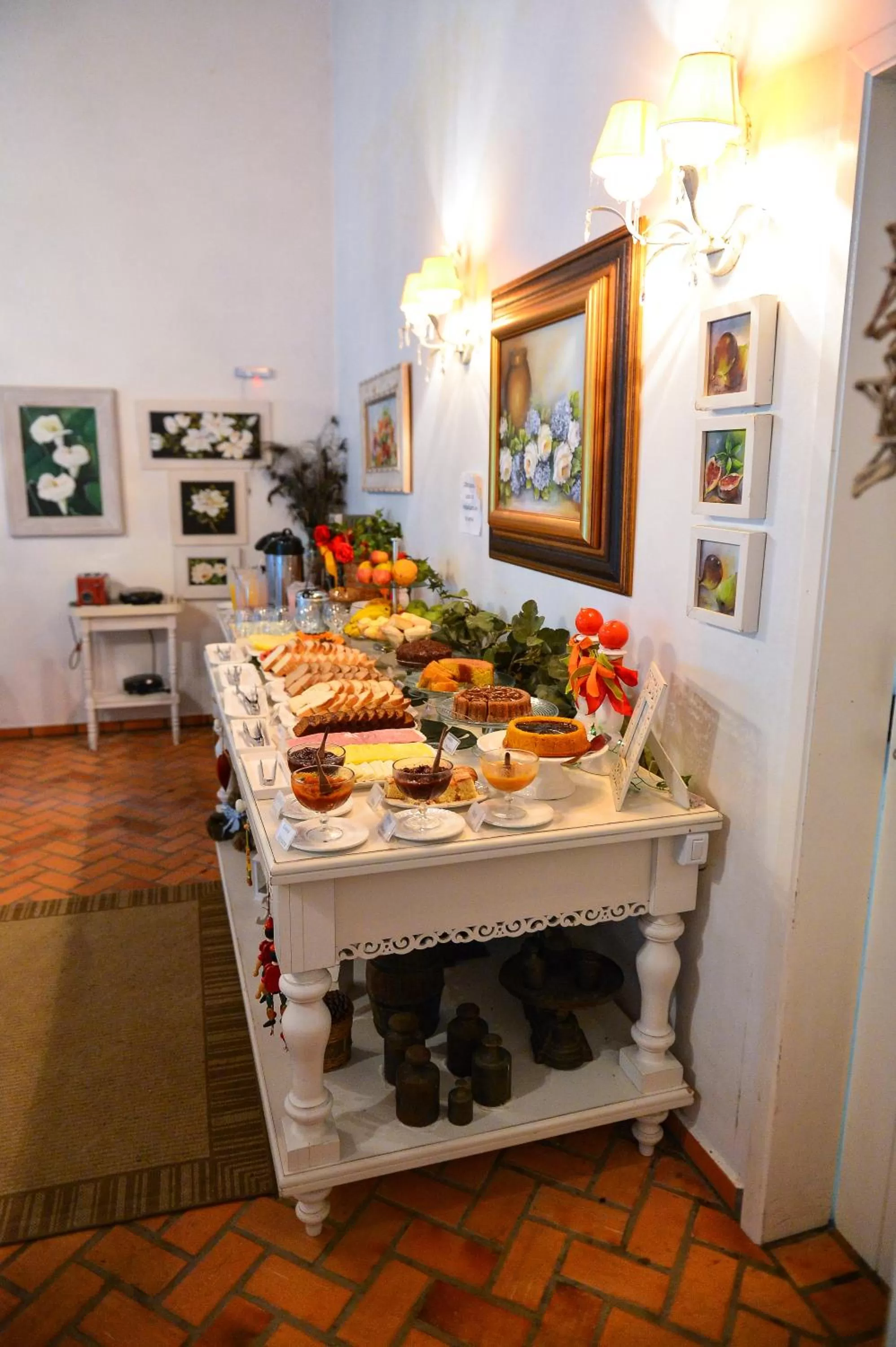 Breakfast in Pousada Vale Dos Figos