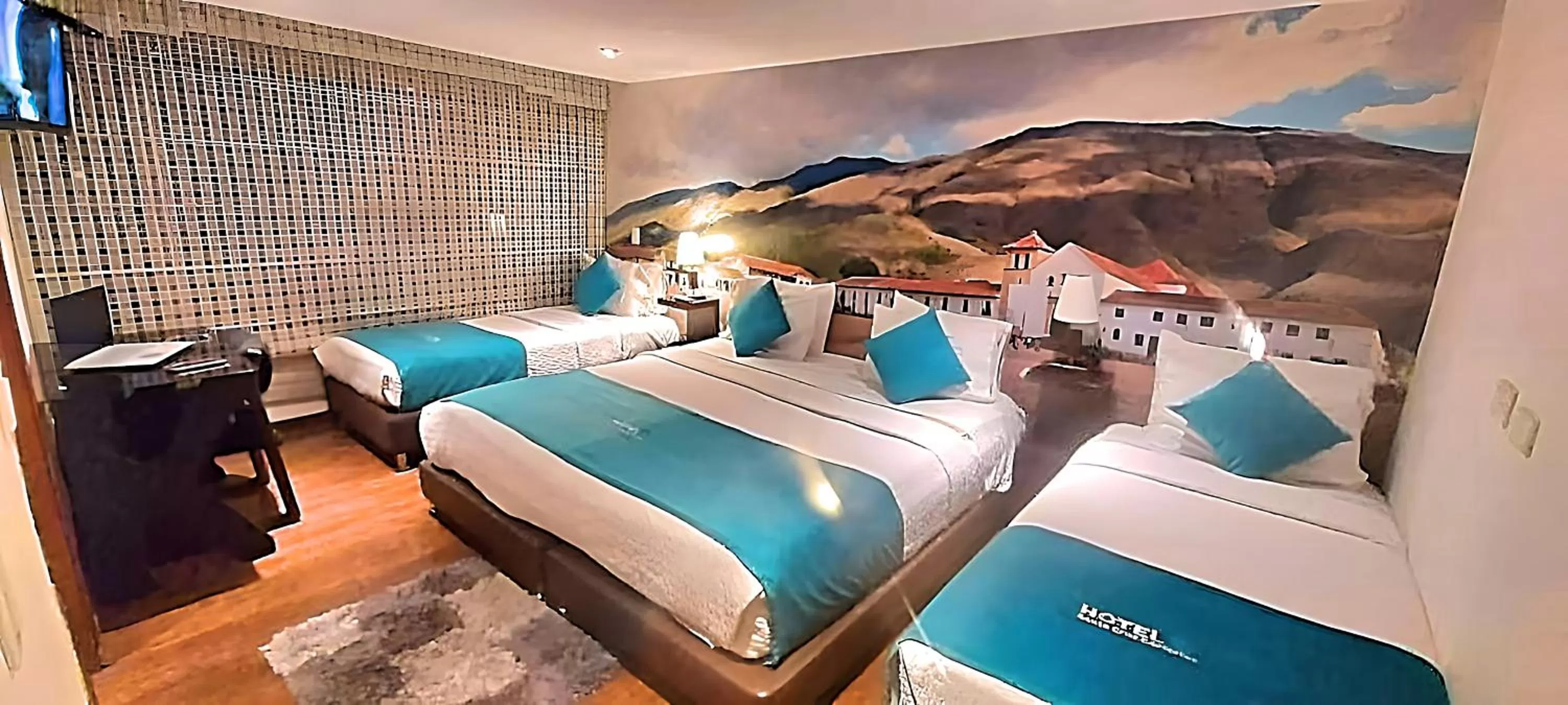 Photo of the whole room in Hotel Santa Cruz Bogotá