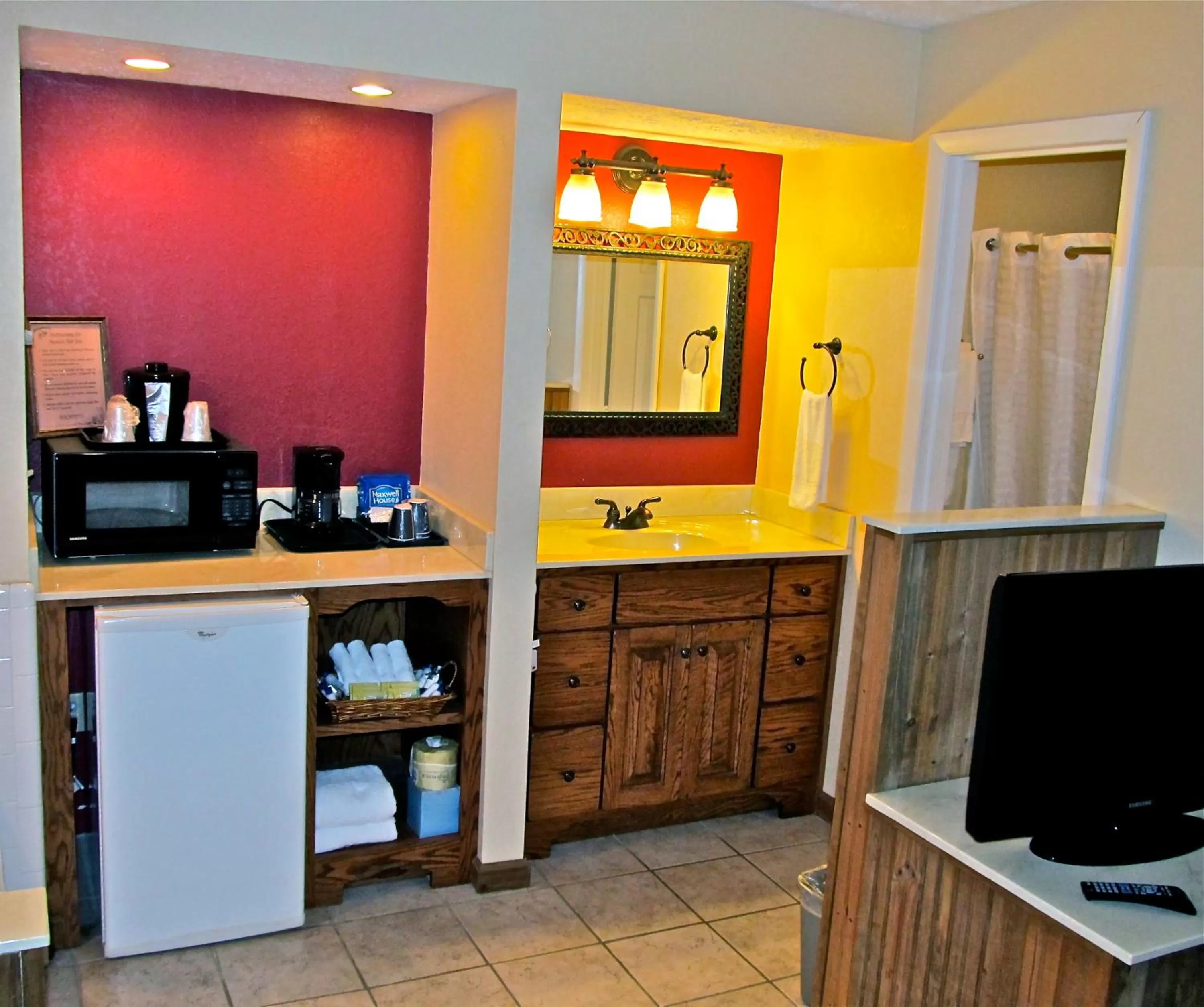 Coffee/tea facilities in Jonathan Creek Inn and Villas