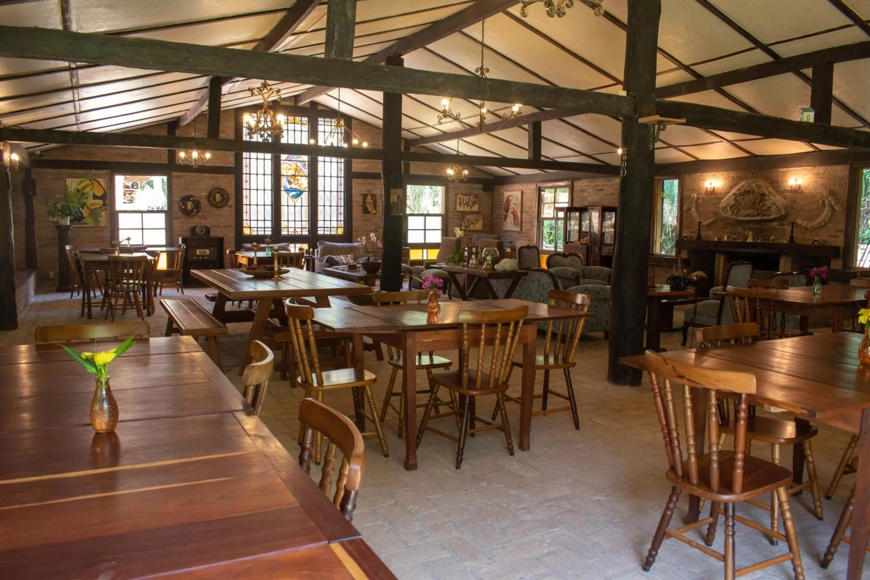 Restaurant/places to eat in Hotel Santa Esmeralda