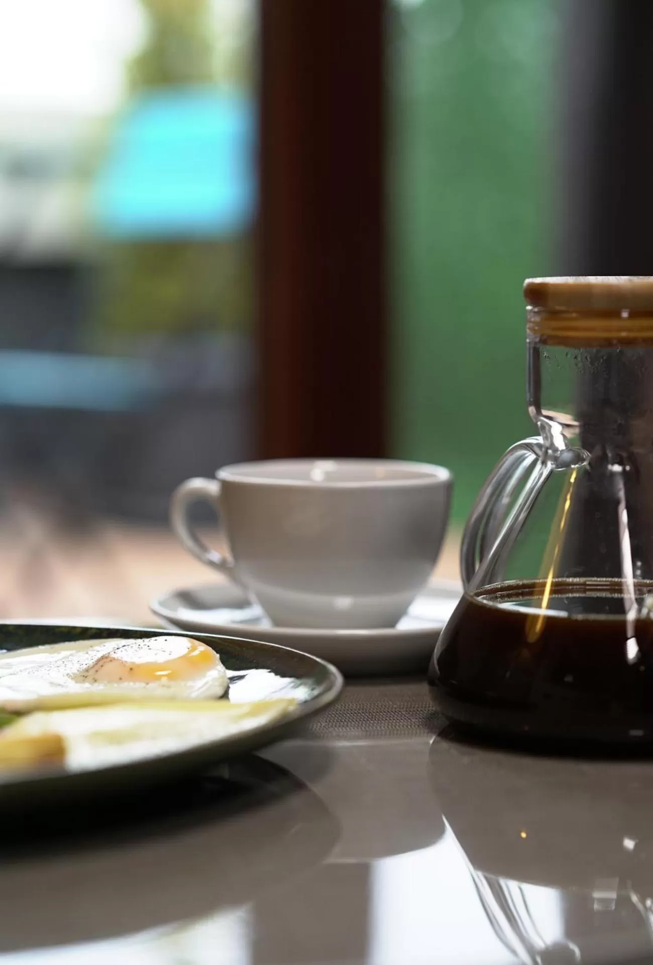 Food and drinks in Homey AirPort Hotel