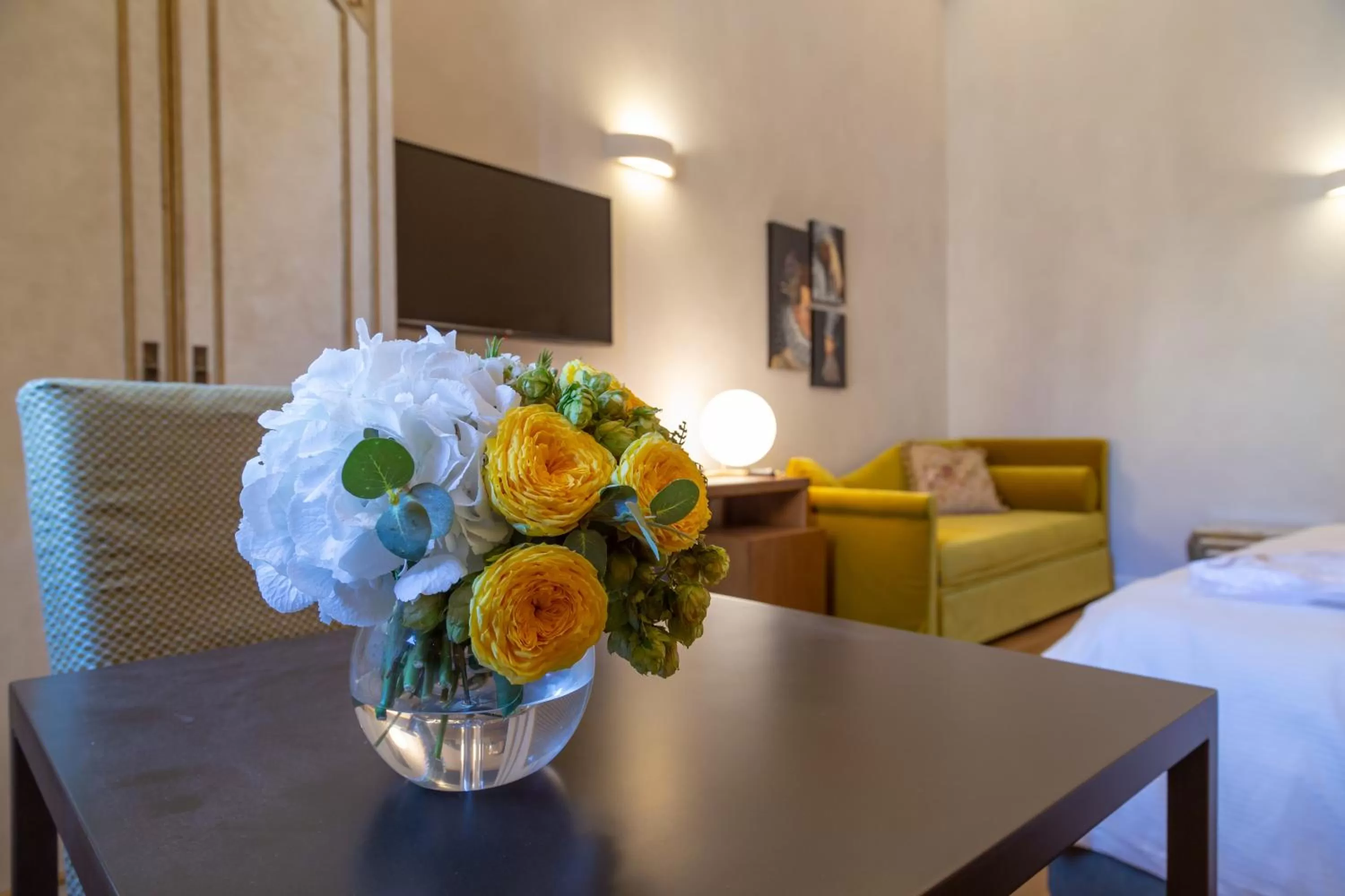 Photo of the whole room, Bed in Dimora Storica Lo Svevo