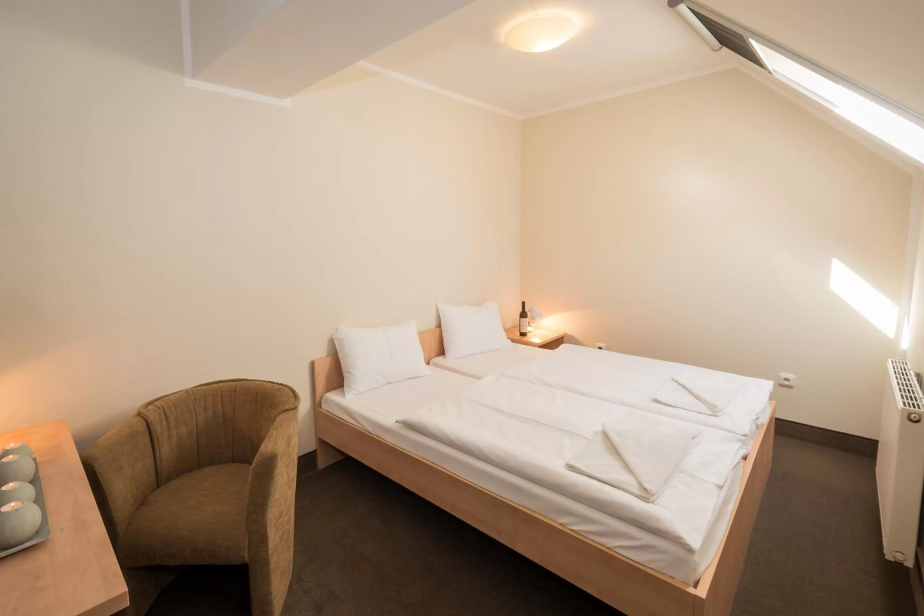 Bedroom, Bed in Relax Hotel Stork