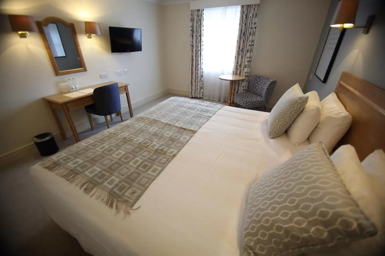 Bed in Mercure Gloucester Bowden Hall Hotel