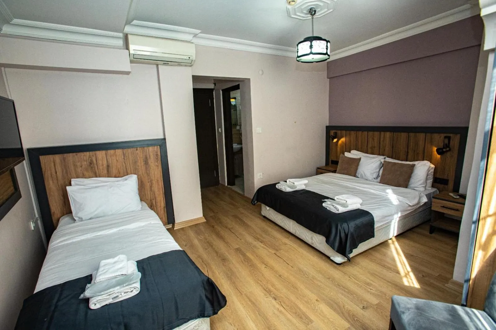 Bed in Comfort Hotel Taksim