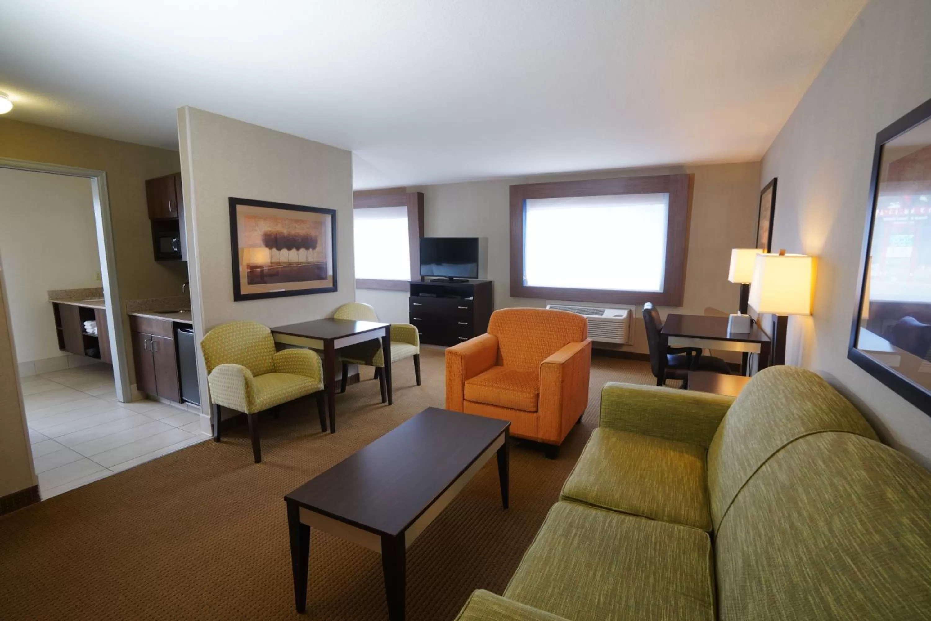 King Suite in Creekside Hotel & Suites