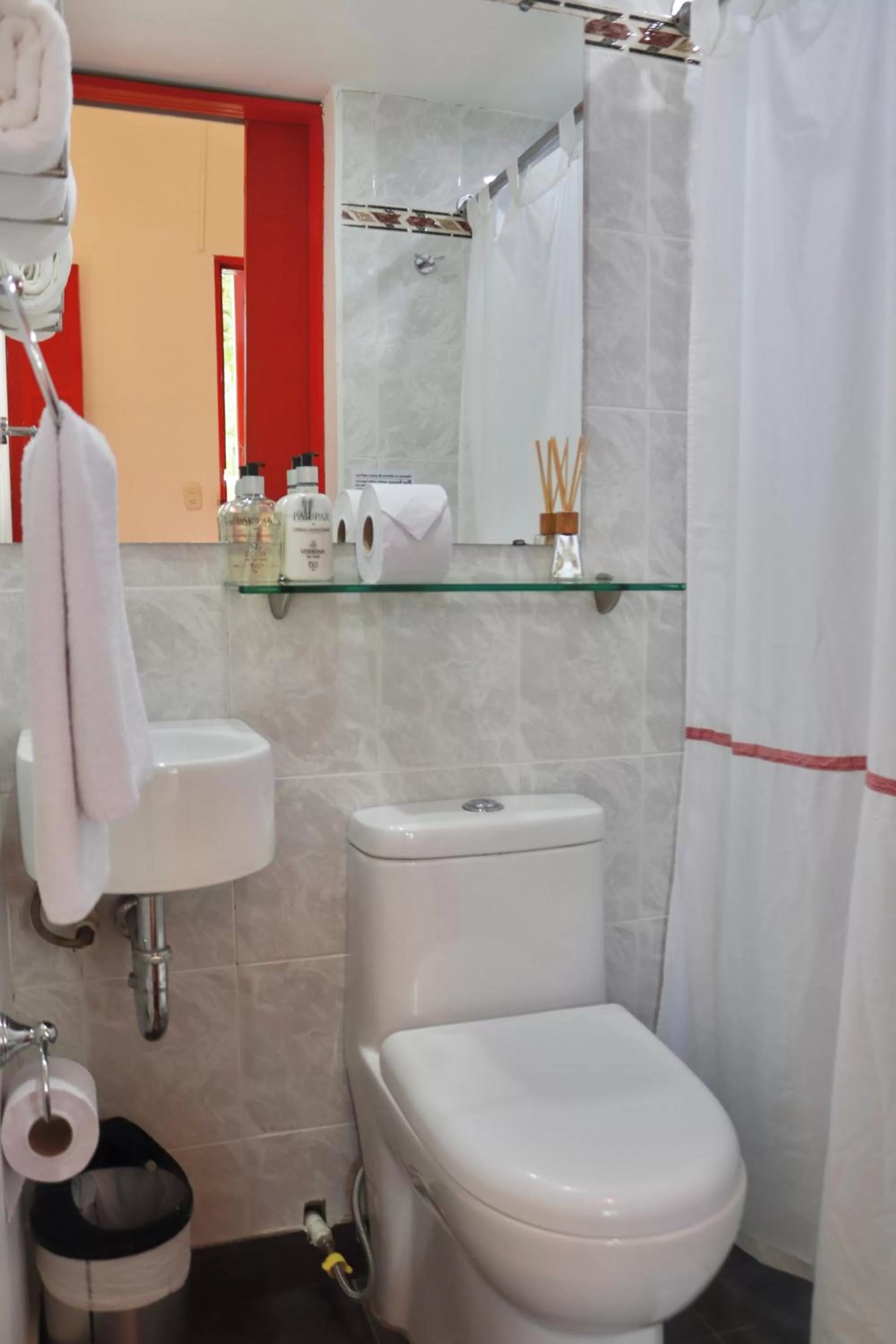 Bathroom in La Cabaña Ecohotel - Valle del Cocora