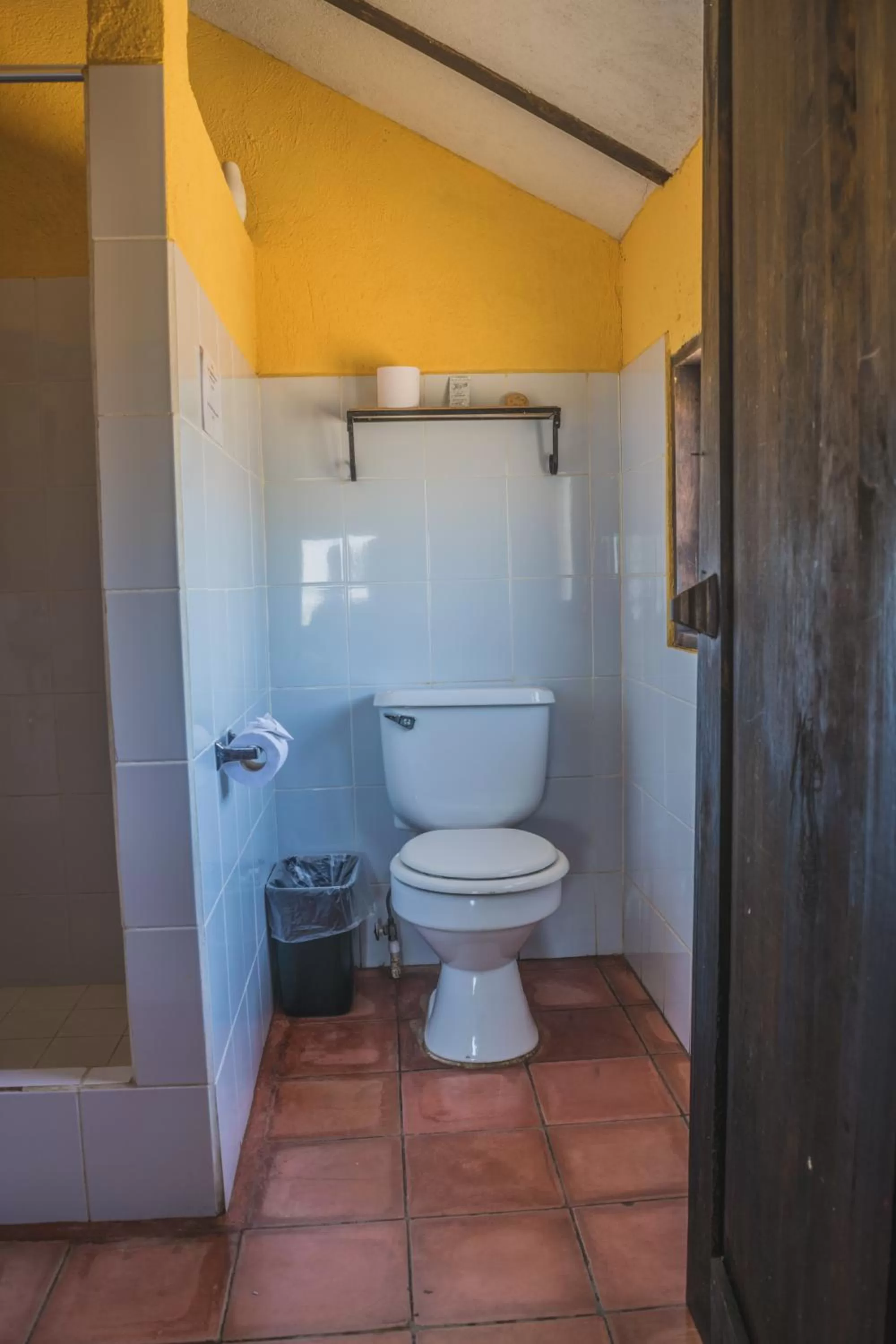 Toilet, Bathroom in Hotel Toliman