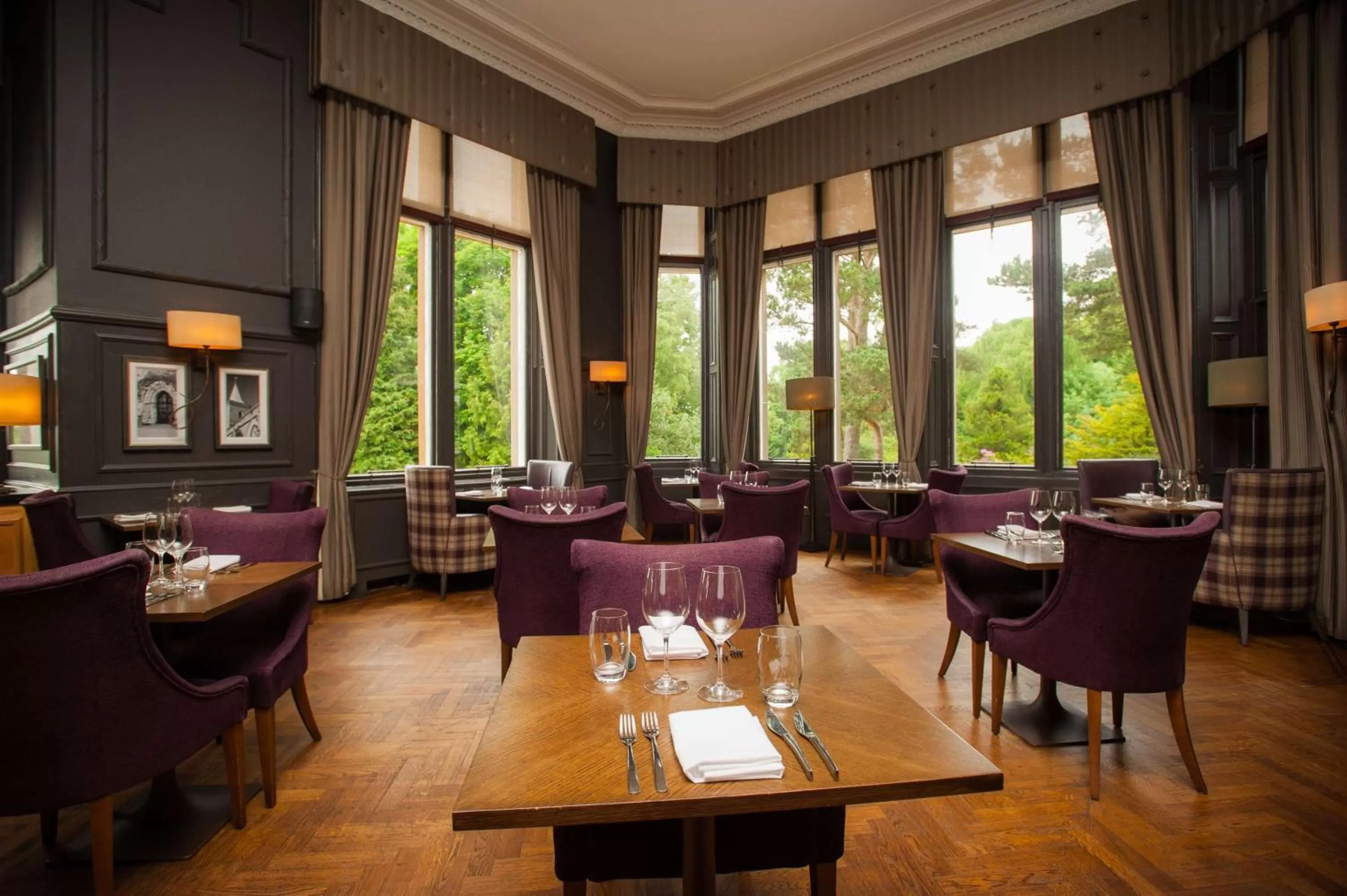 Restaurant/places to eat in DoubleTree by Hilton Dunblane Hydro Hotel