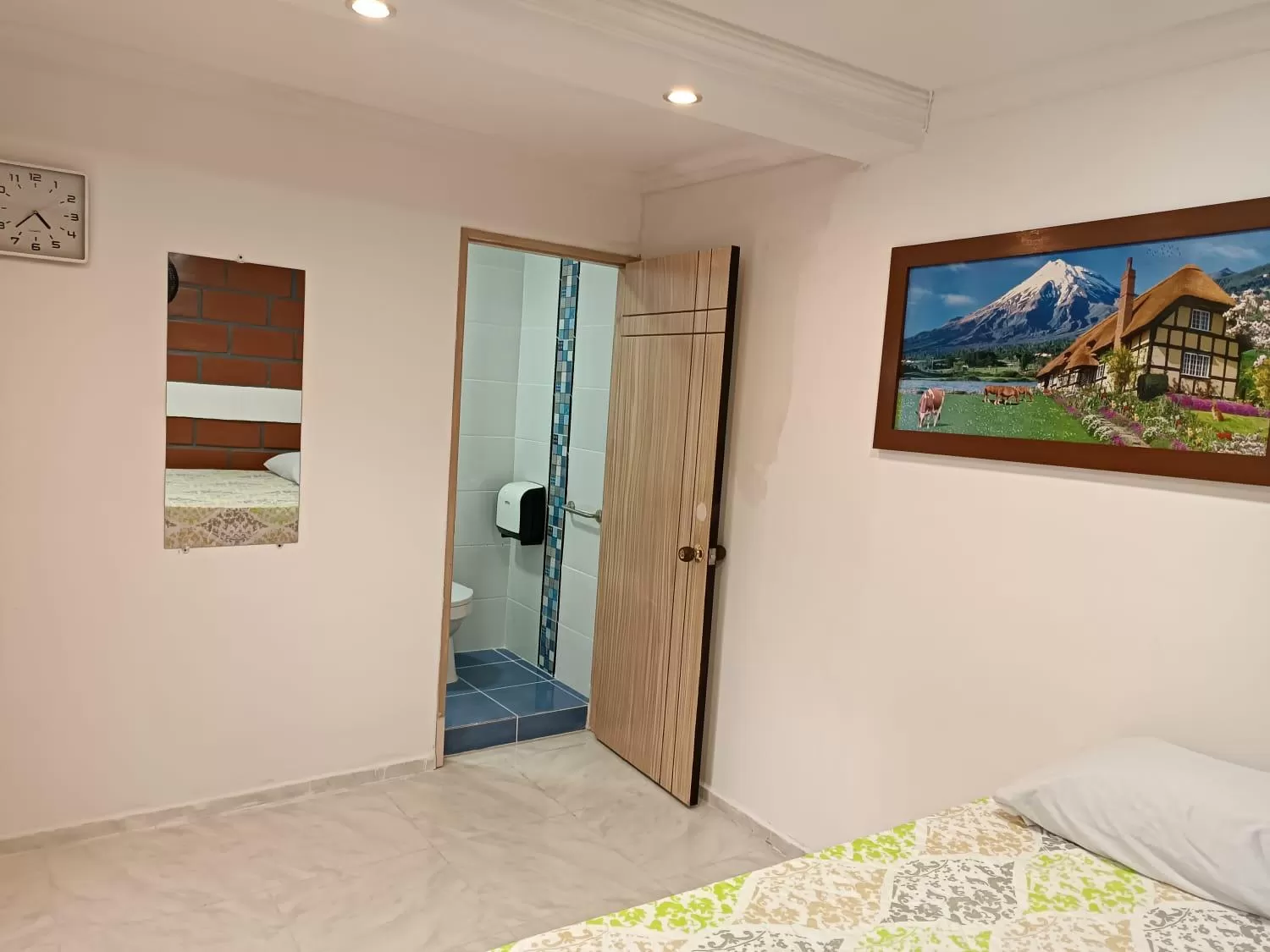 Bed in Hotel Eterna Primavera