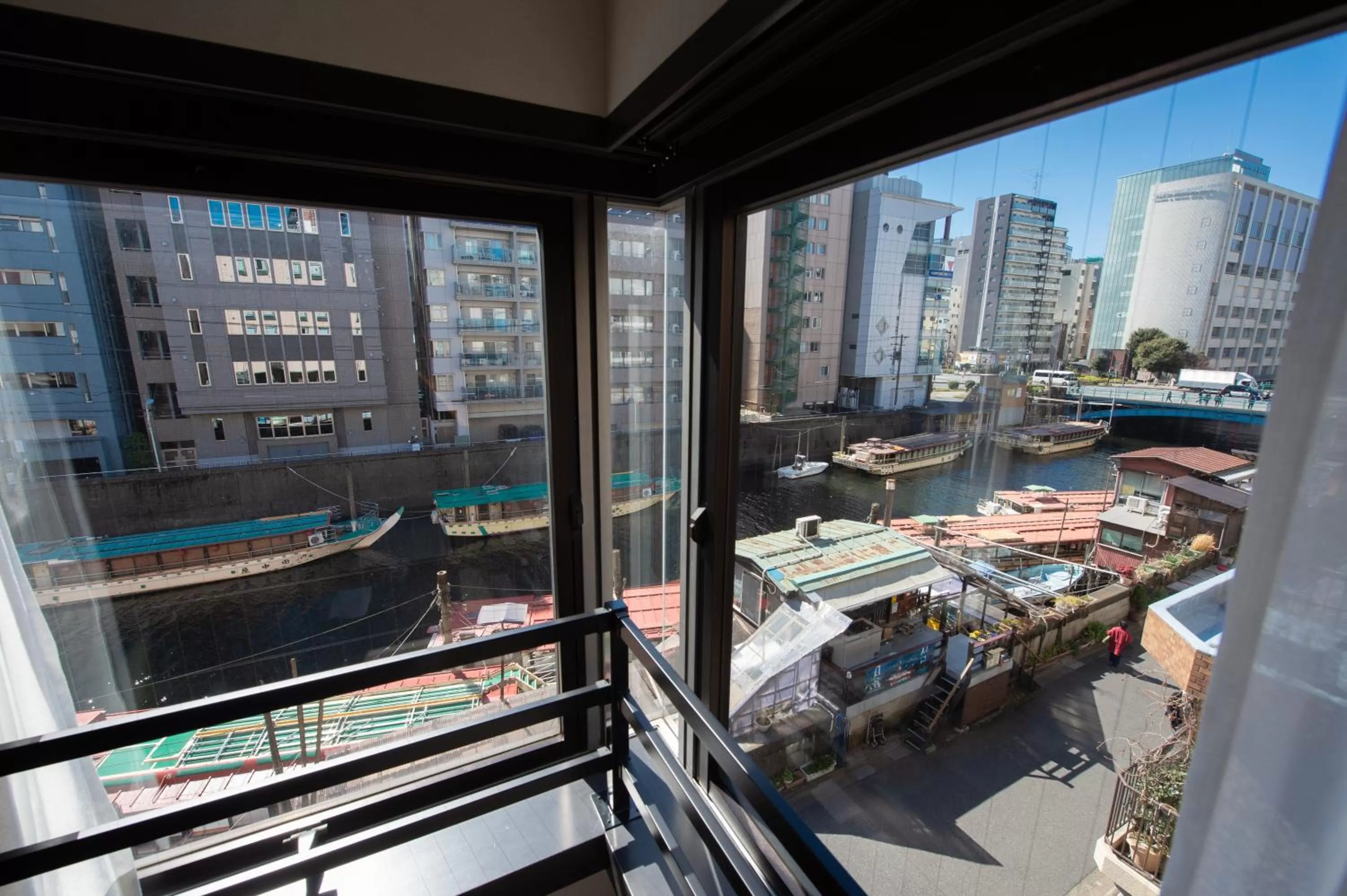 Day in Belmont Hotel