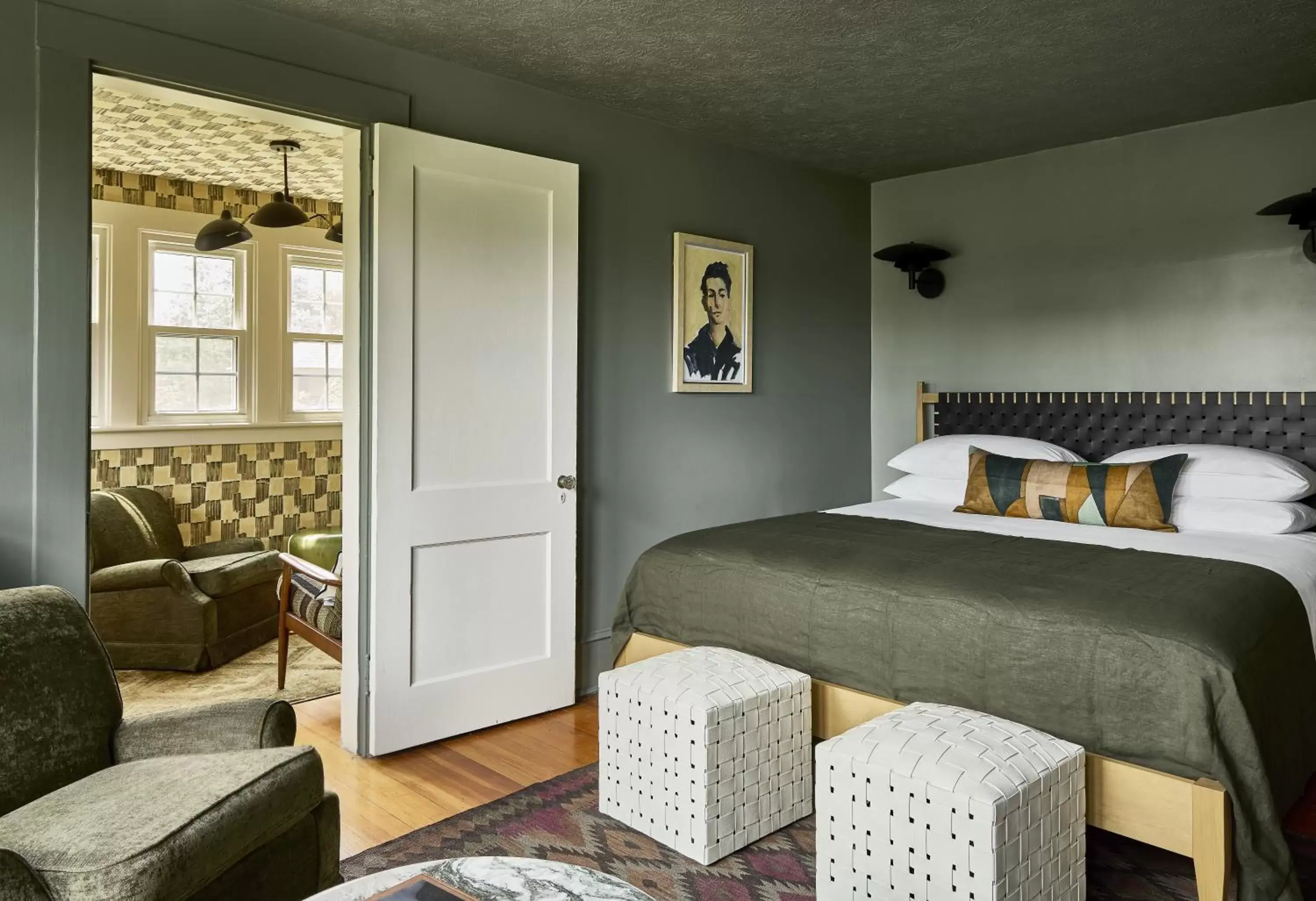 Vireo (Suite) in Blind Tiger Asheville Vireo (Suite) in Blind Tiger Asheville