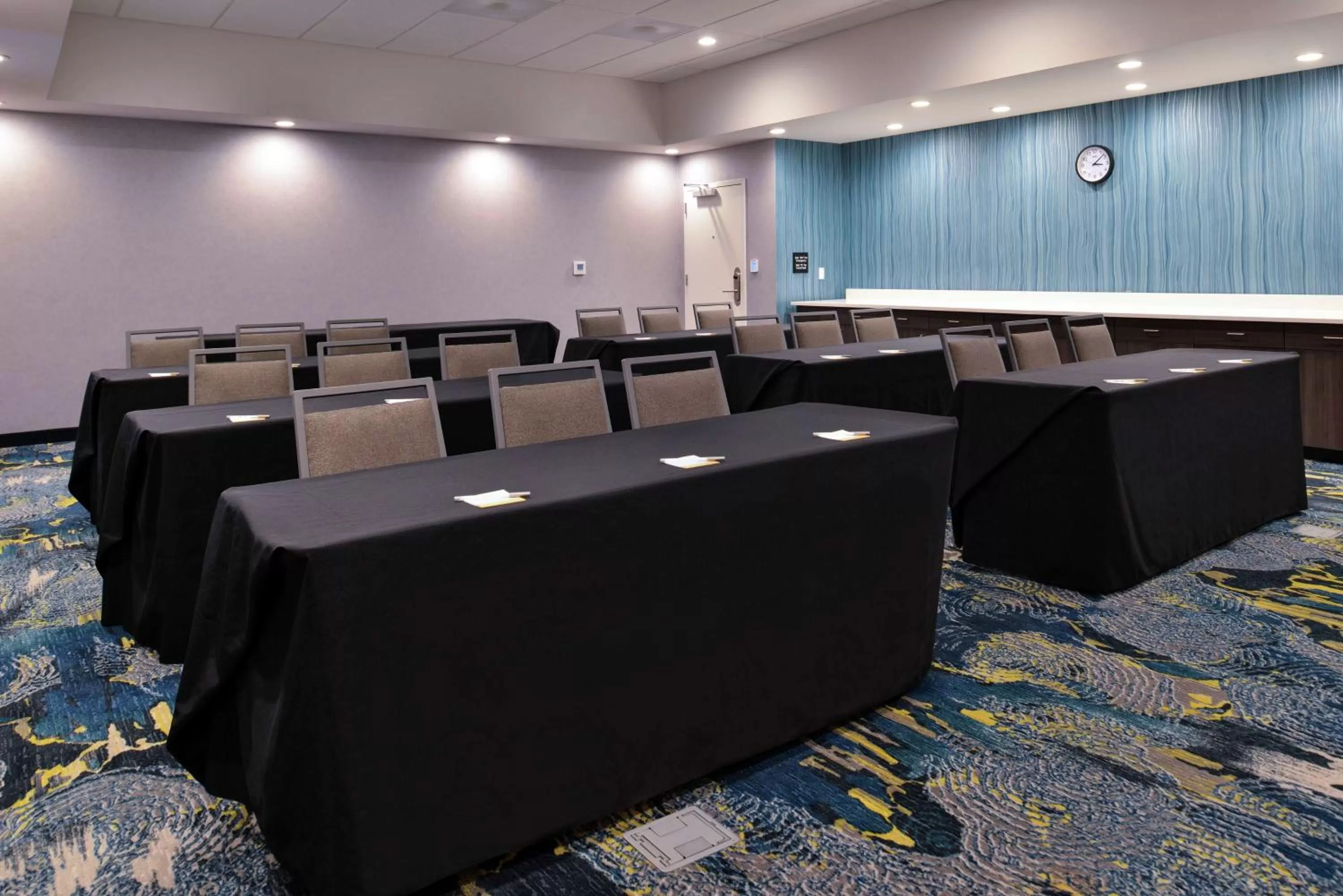 Meeting/conference room in Hampton Inn Cedar Falls Downtown, Ia