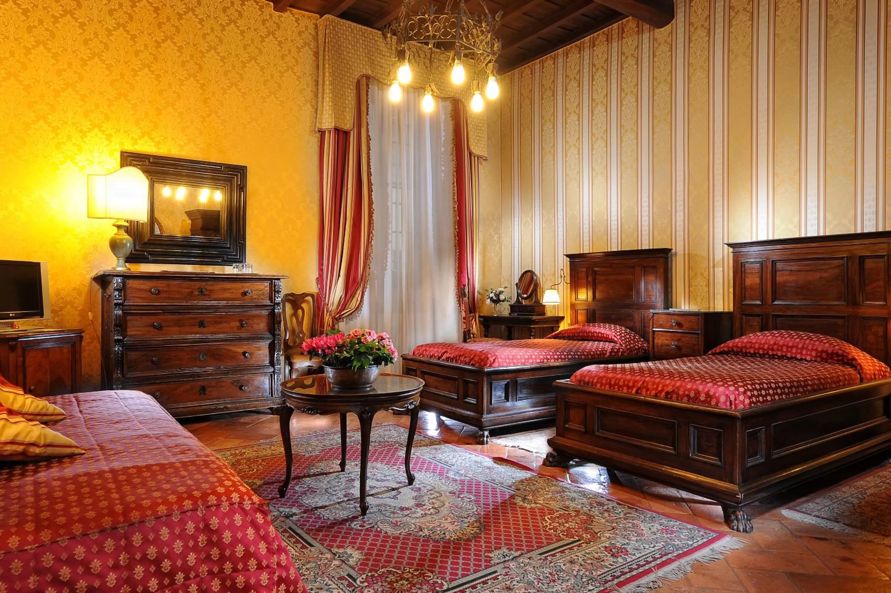 Seating Area in Hotel Monna Lisa