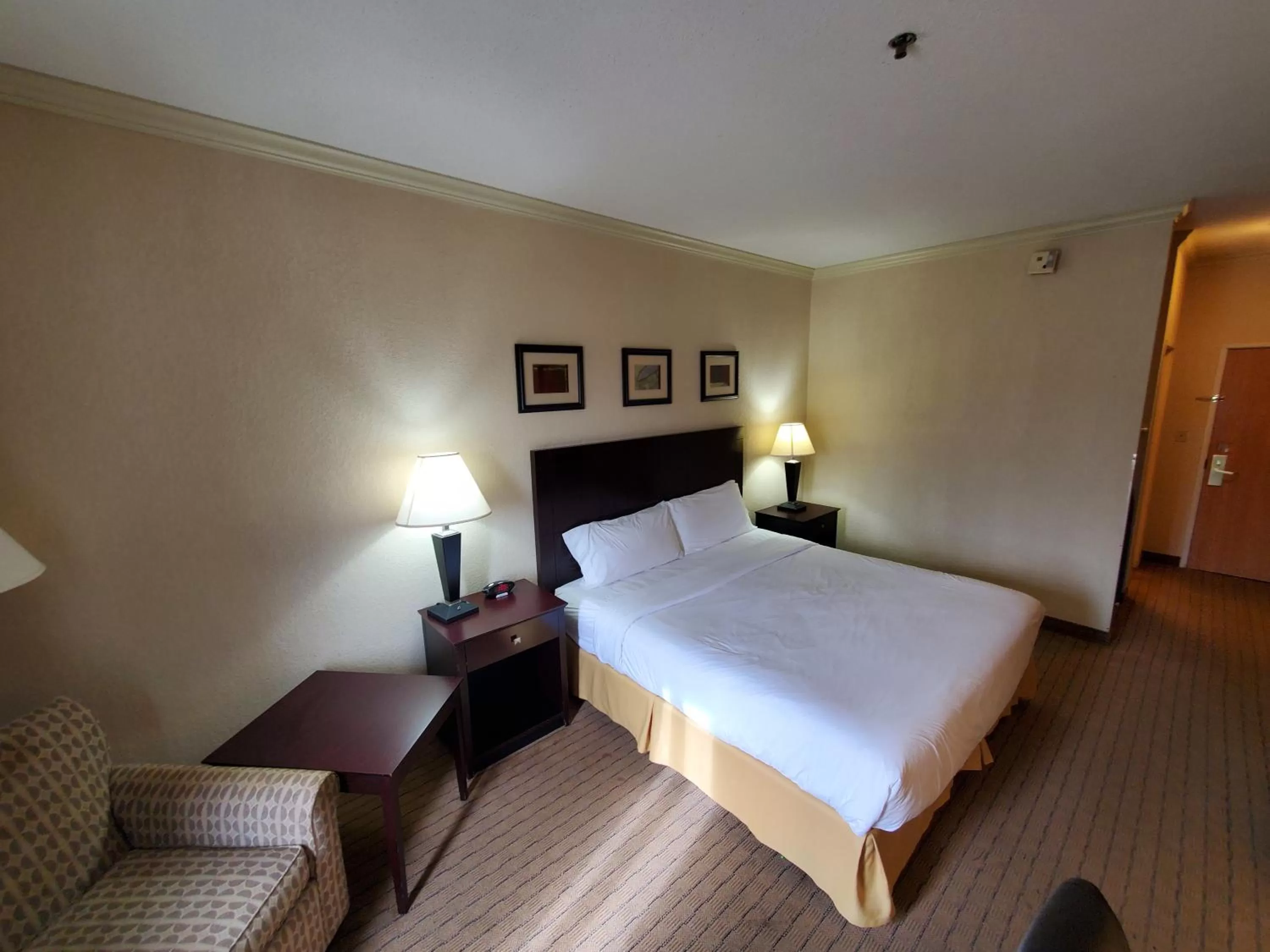 Bedroom, Bed in The Arc Hotel