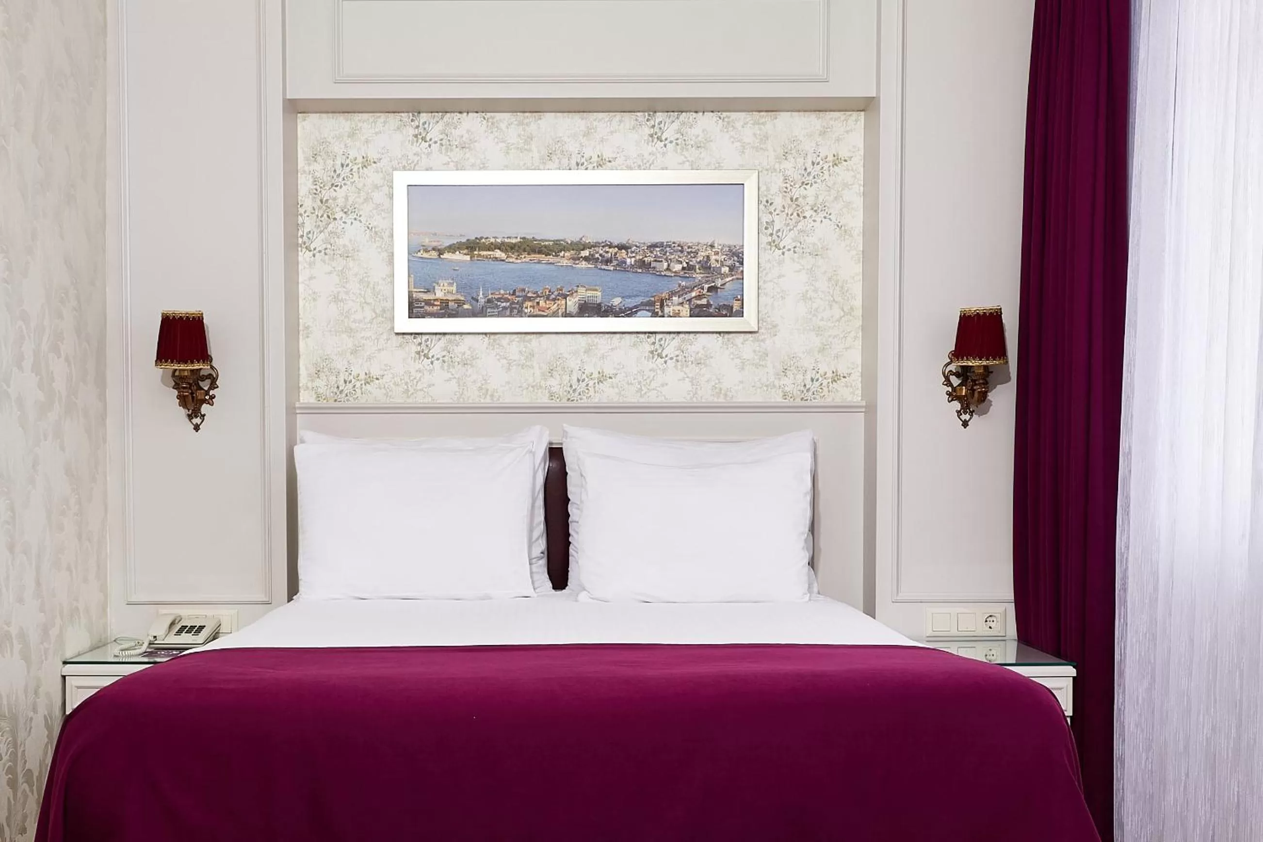 Bed in Albinas Hotel Old City