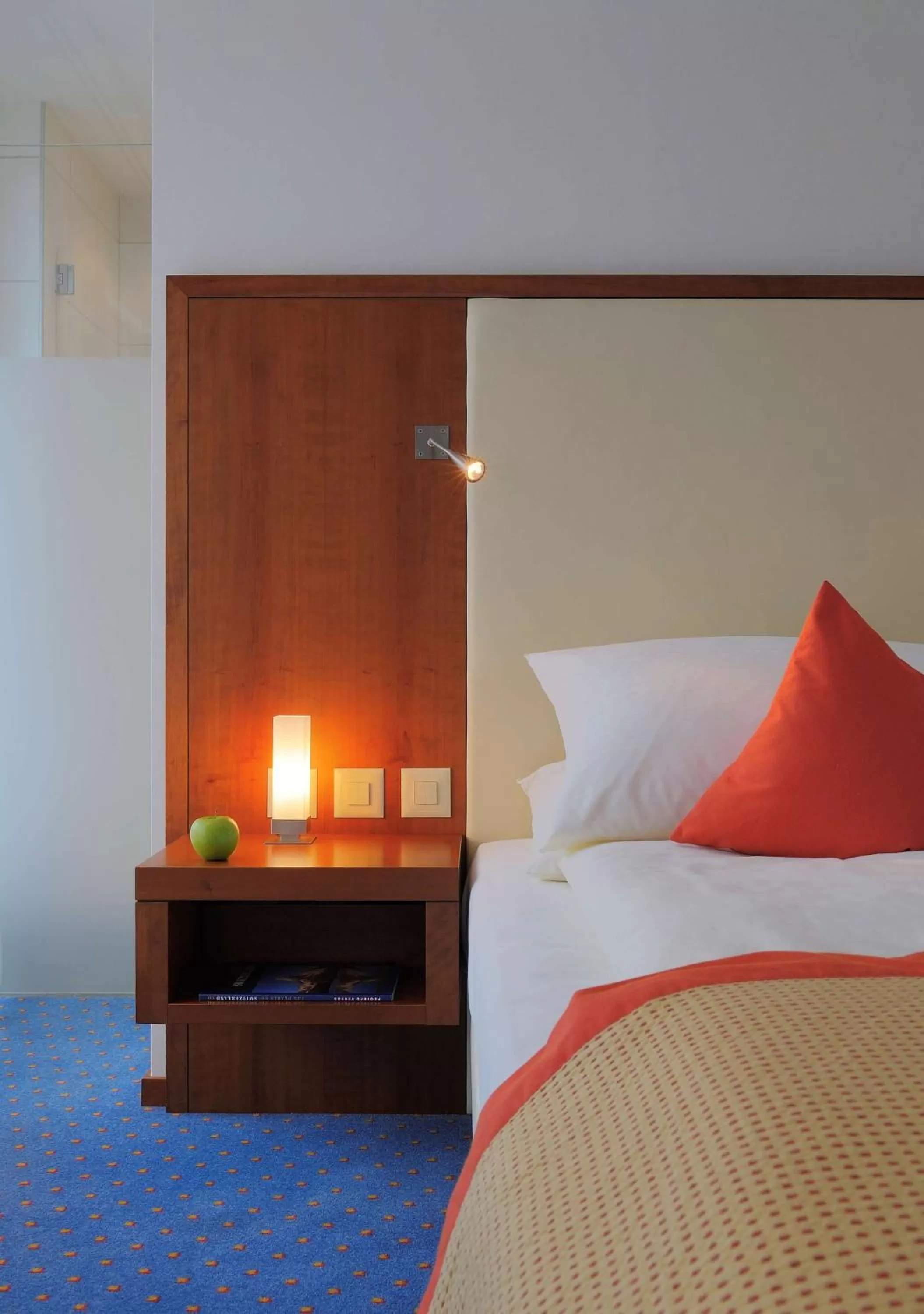 Photo of the whole room, Bed in Radisson Blu Hotel, St. Gallen