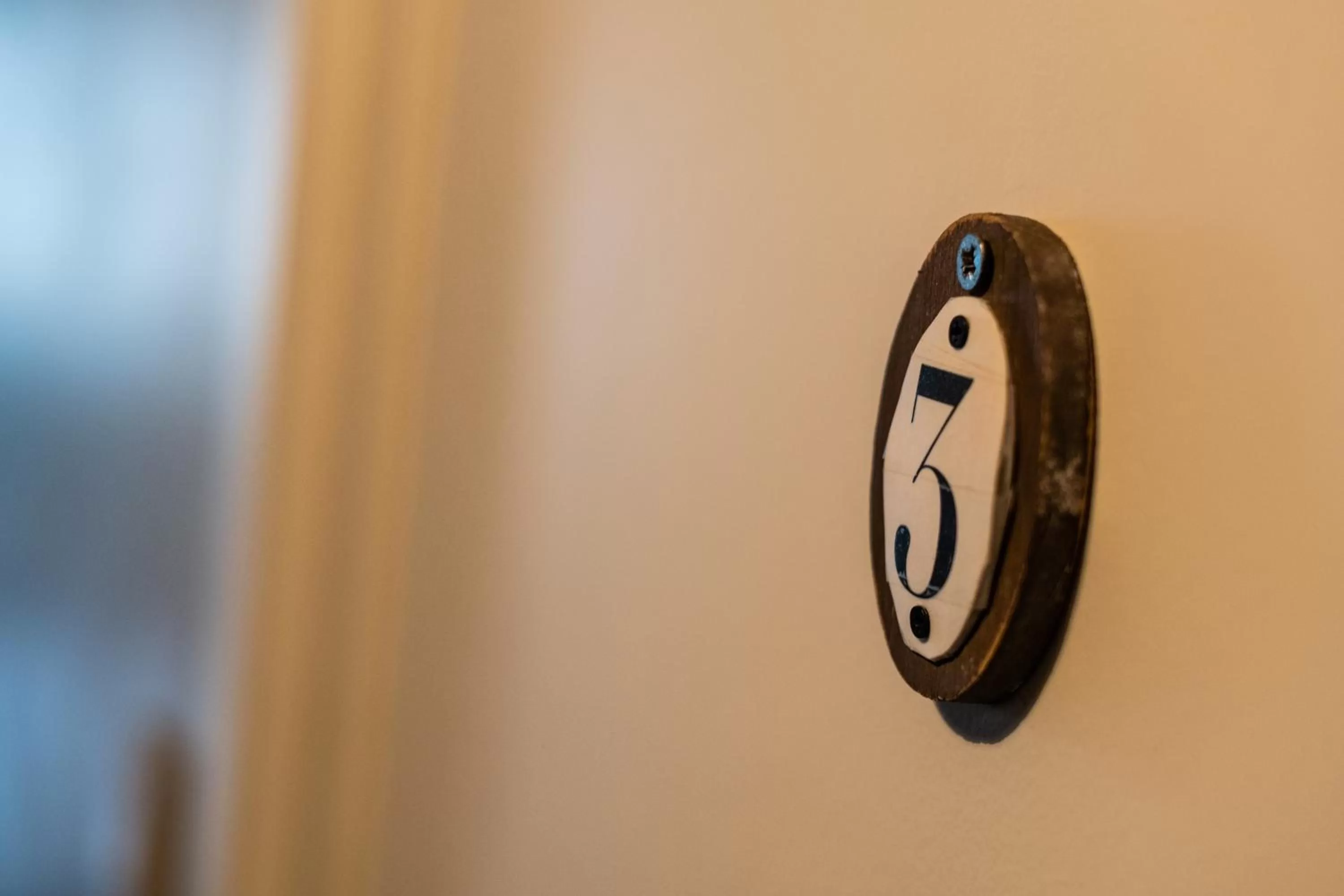 Logo/Certificate/Sign/Award in B&B Maison Rabelais