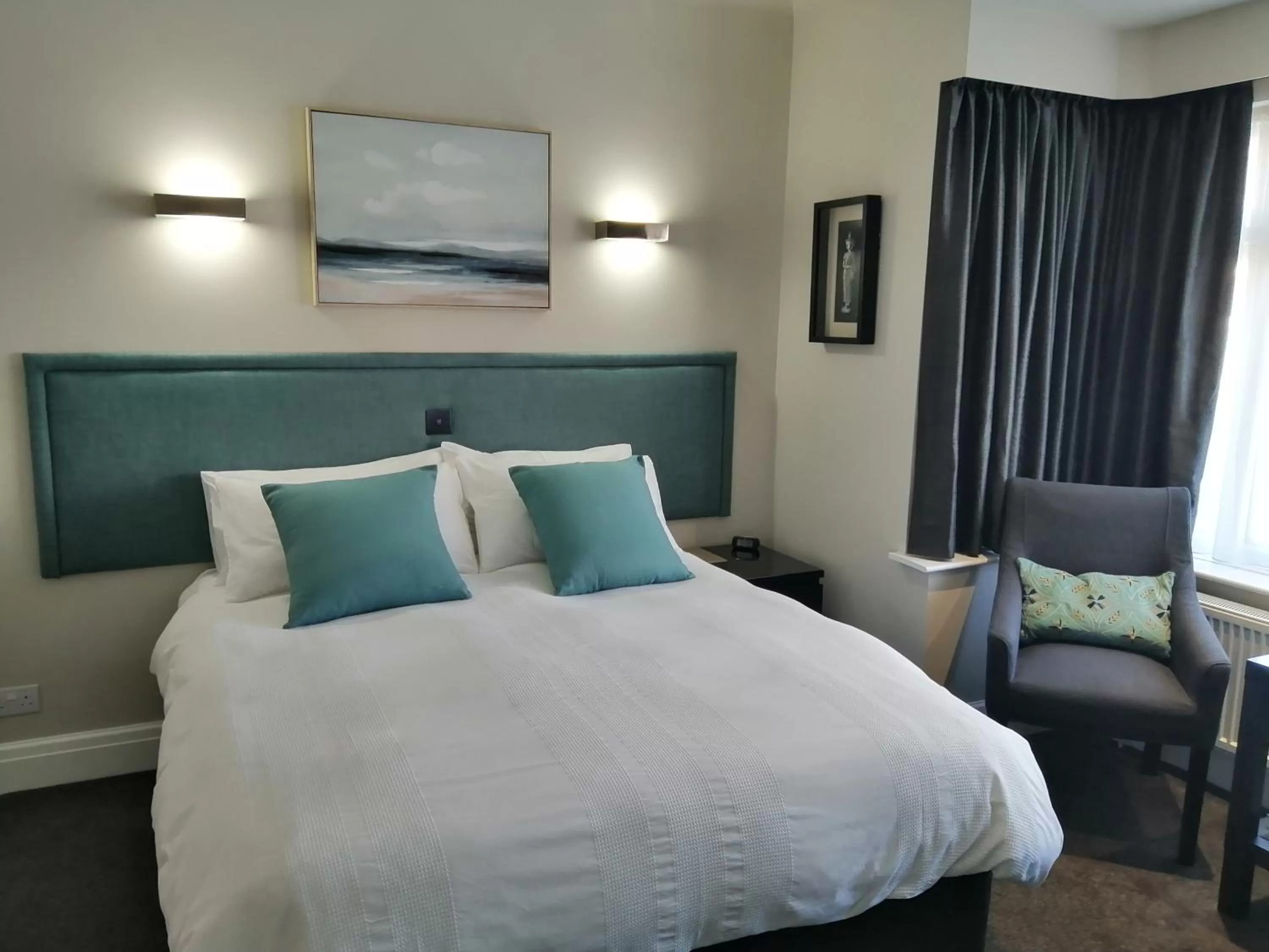 Bed in Lazy Days B&B