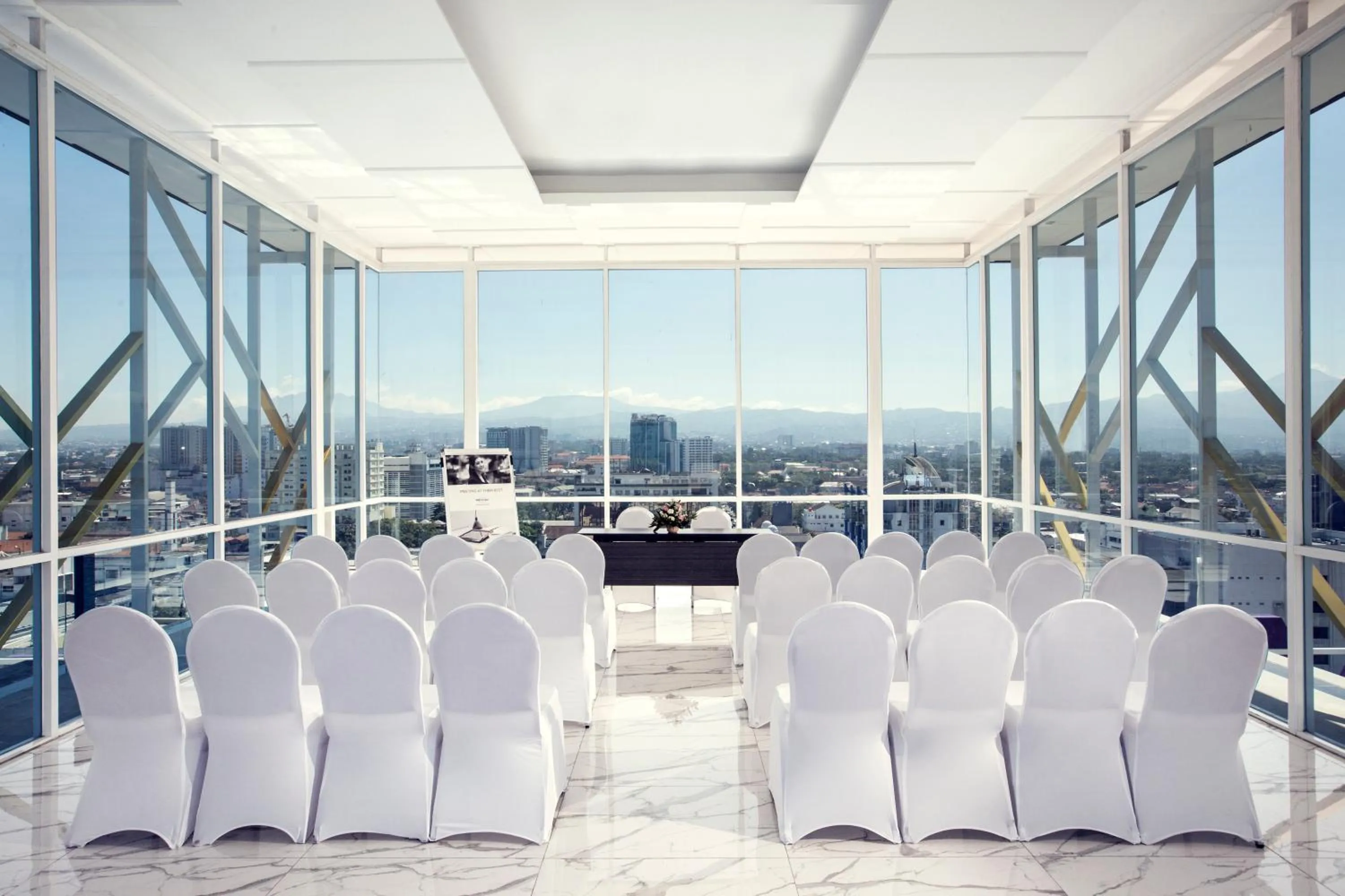 Property building in Mercure Bandung City Centre