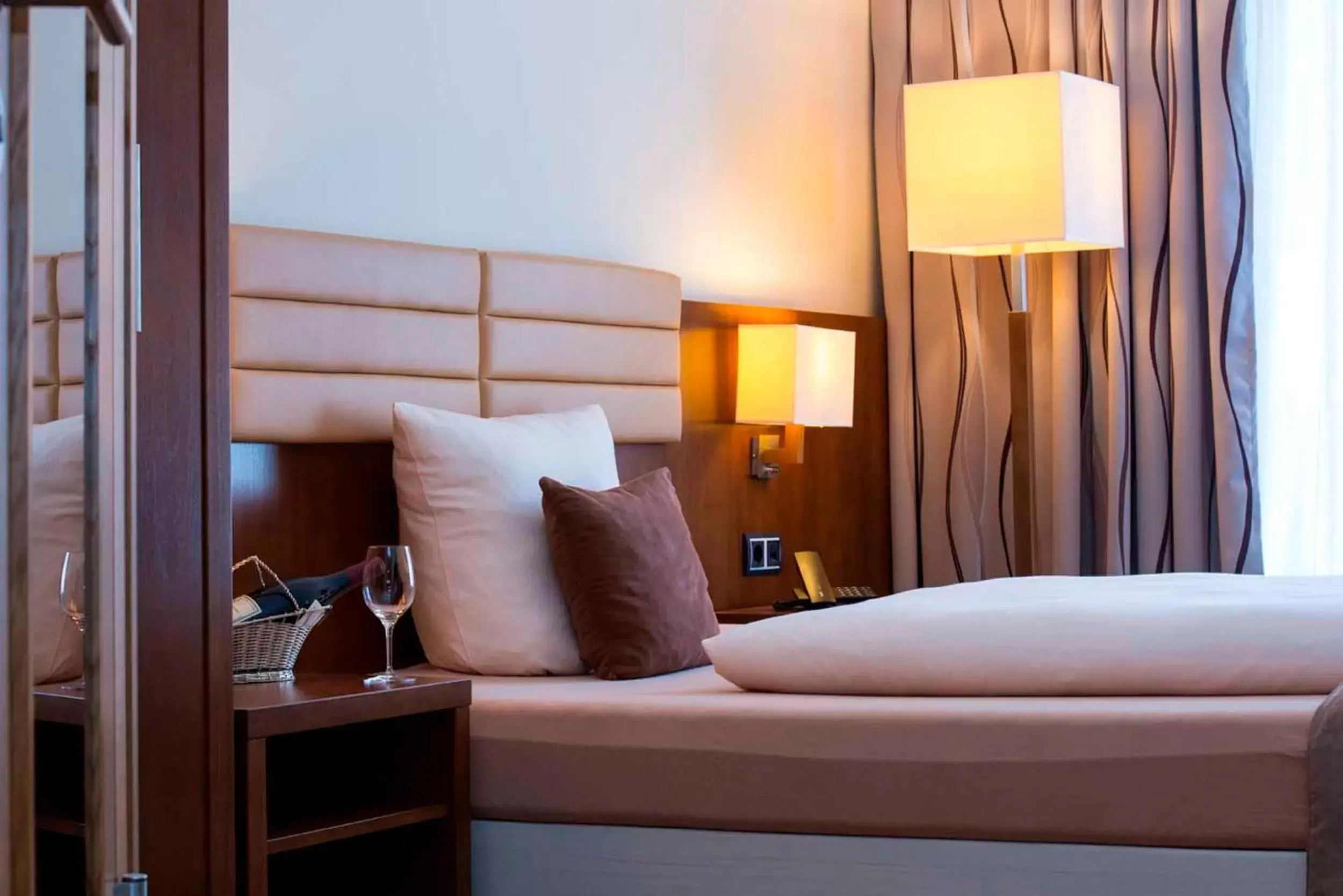 Classic Single Room in Hotel Simon's Plaza Classic Single Room in Hotel Simon's Plaza