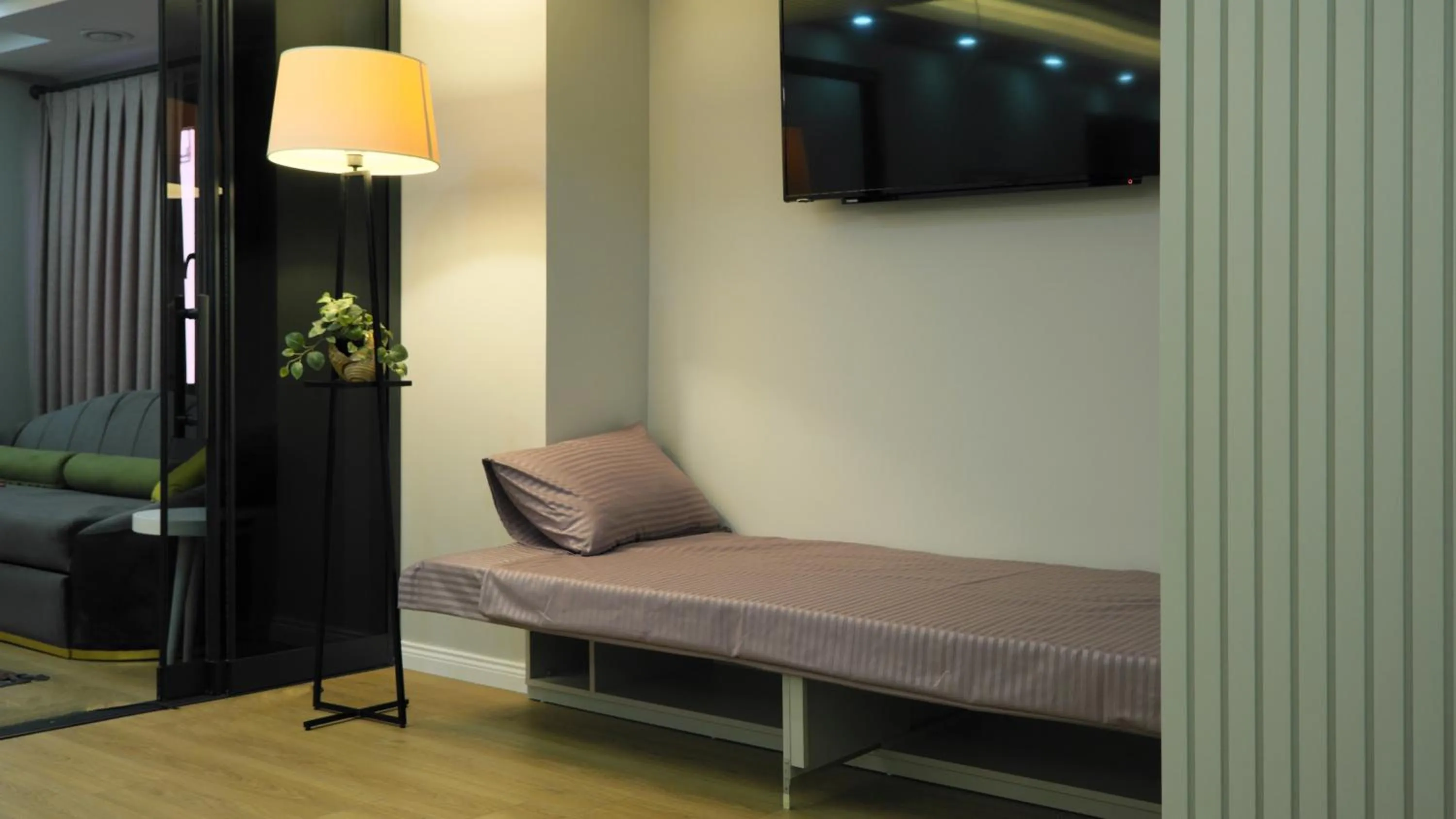 TV and multimedia in MyKent Hotel