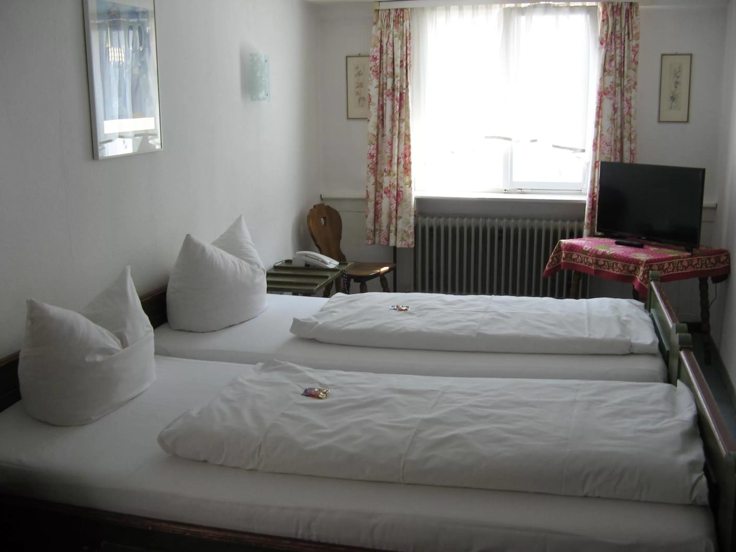 Bed in Gasthaus Löwen