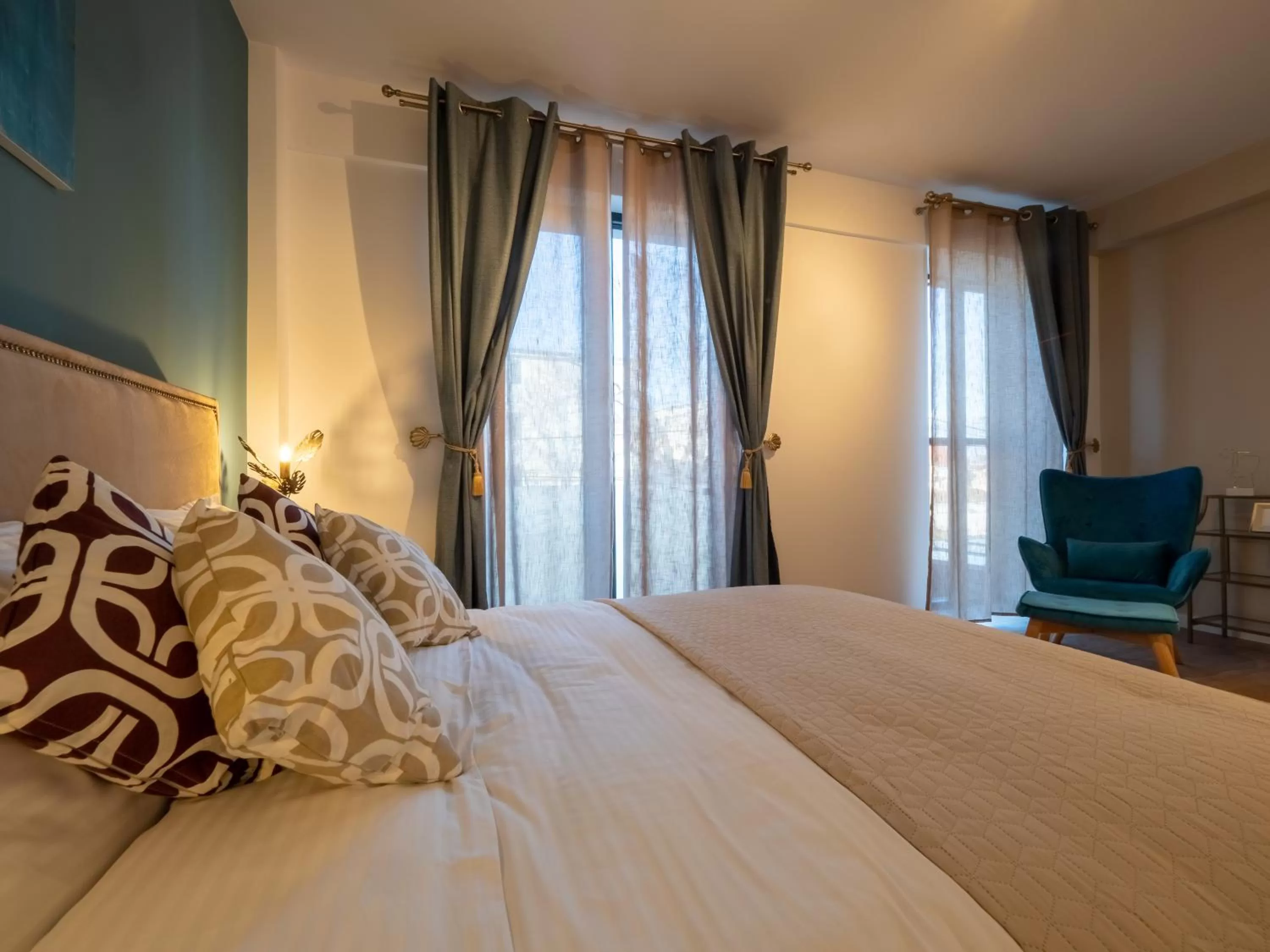 Bed in Signature Aparthotel - Boutique