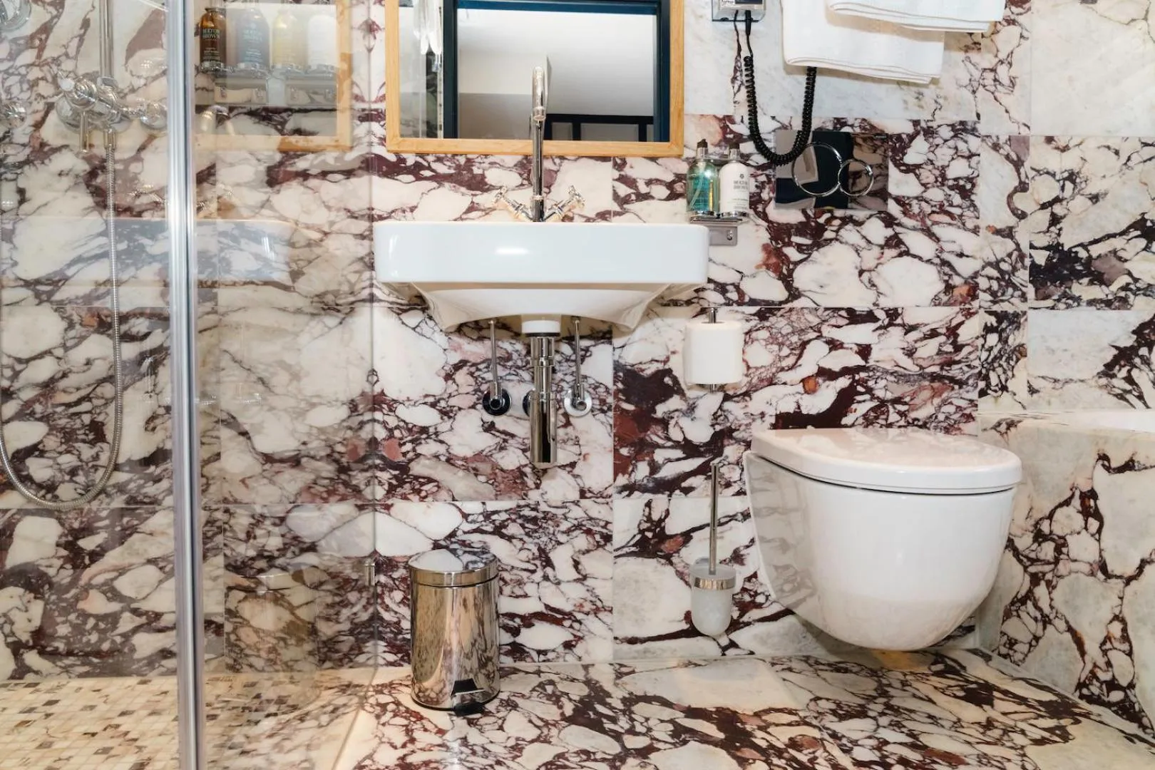 Shower in Mimi's Hotel Soho