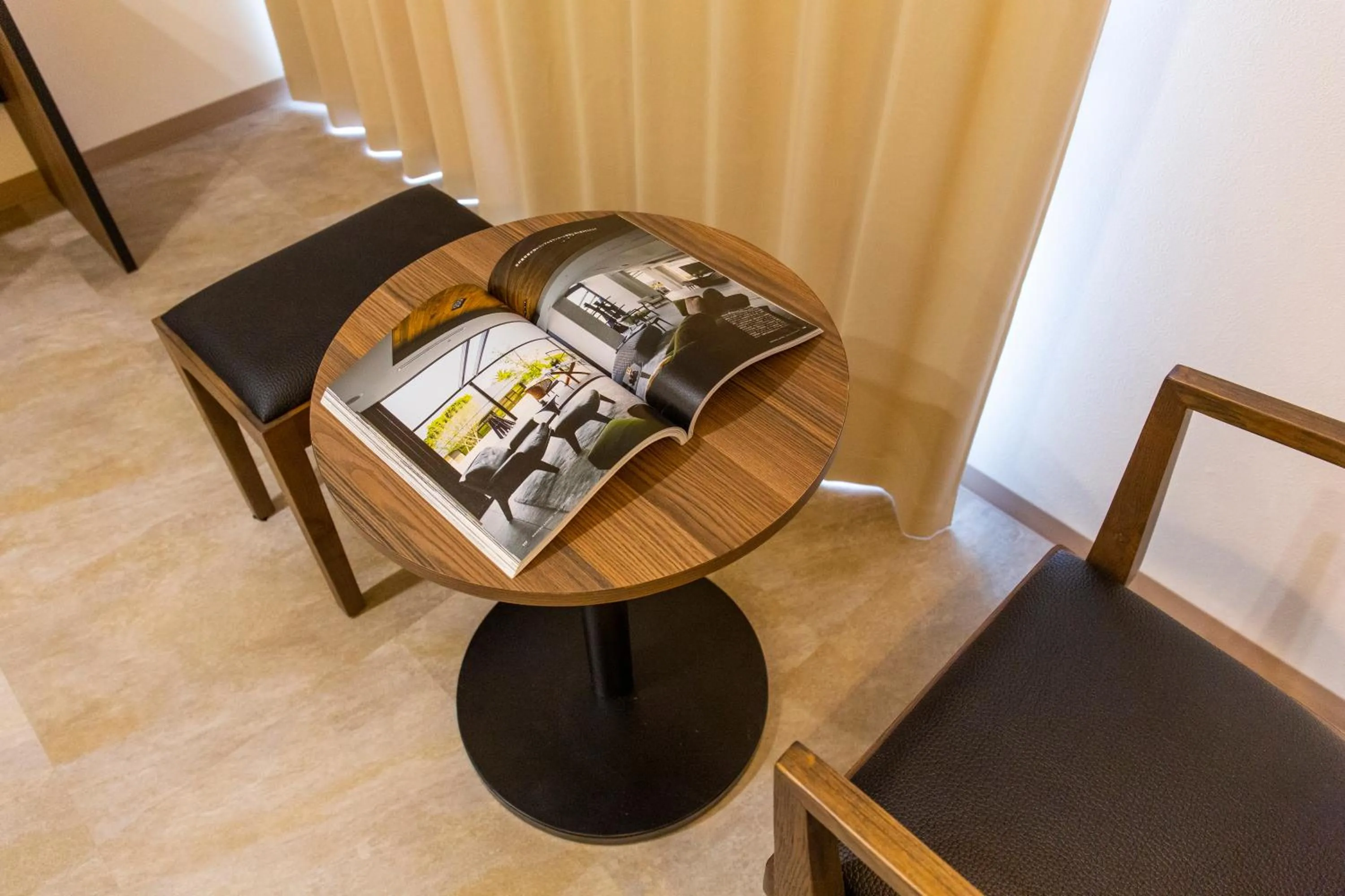 Living room in MrKINJO in Nicas Makishi