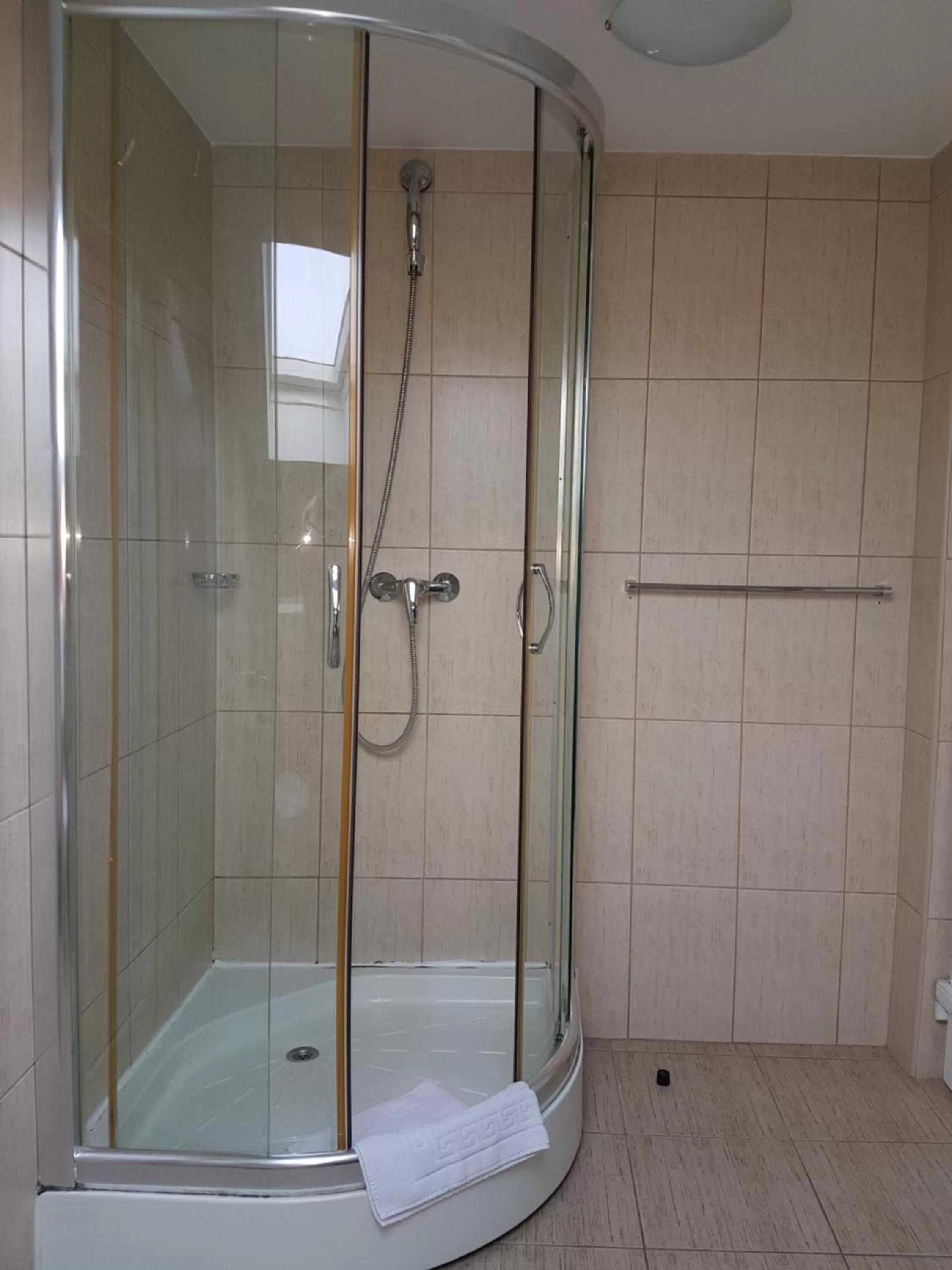 Bathroom in Hotel Iris