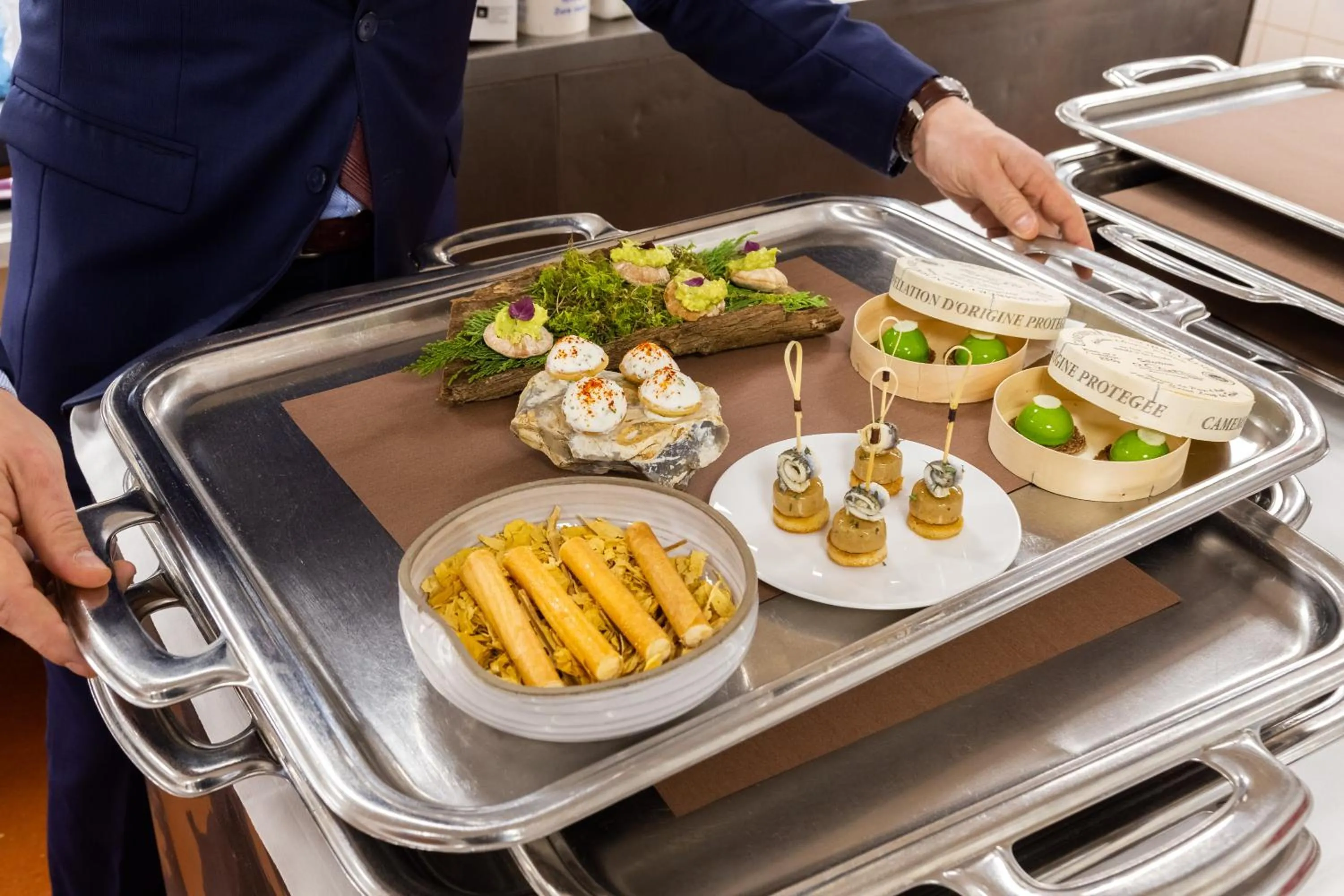 Food in Domaine De La Corniche