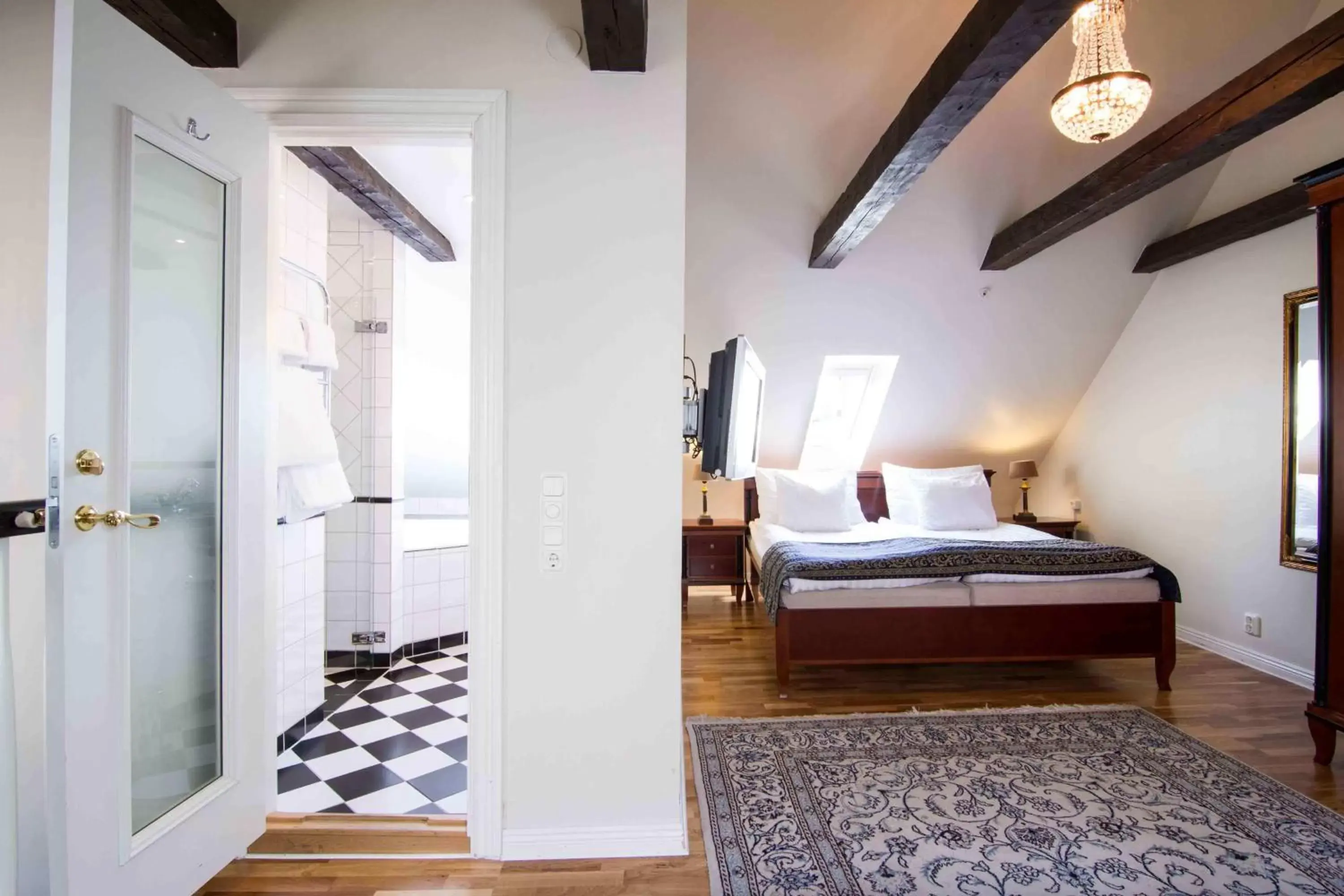 Mini Suite in Mayfair Hotel Tunneln Mini Suite in Mayfair Hotel Tunneln