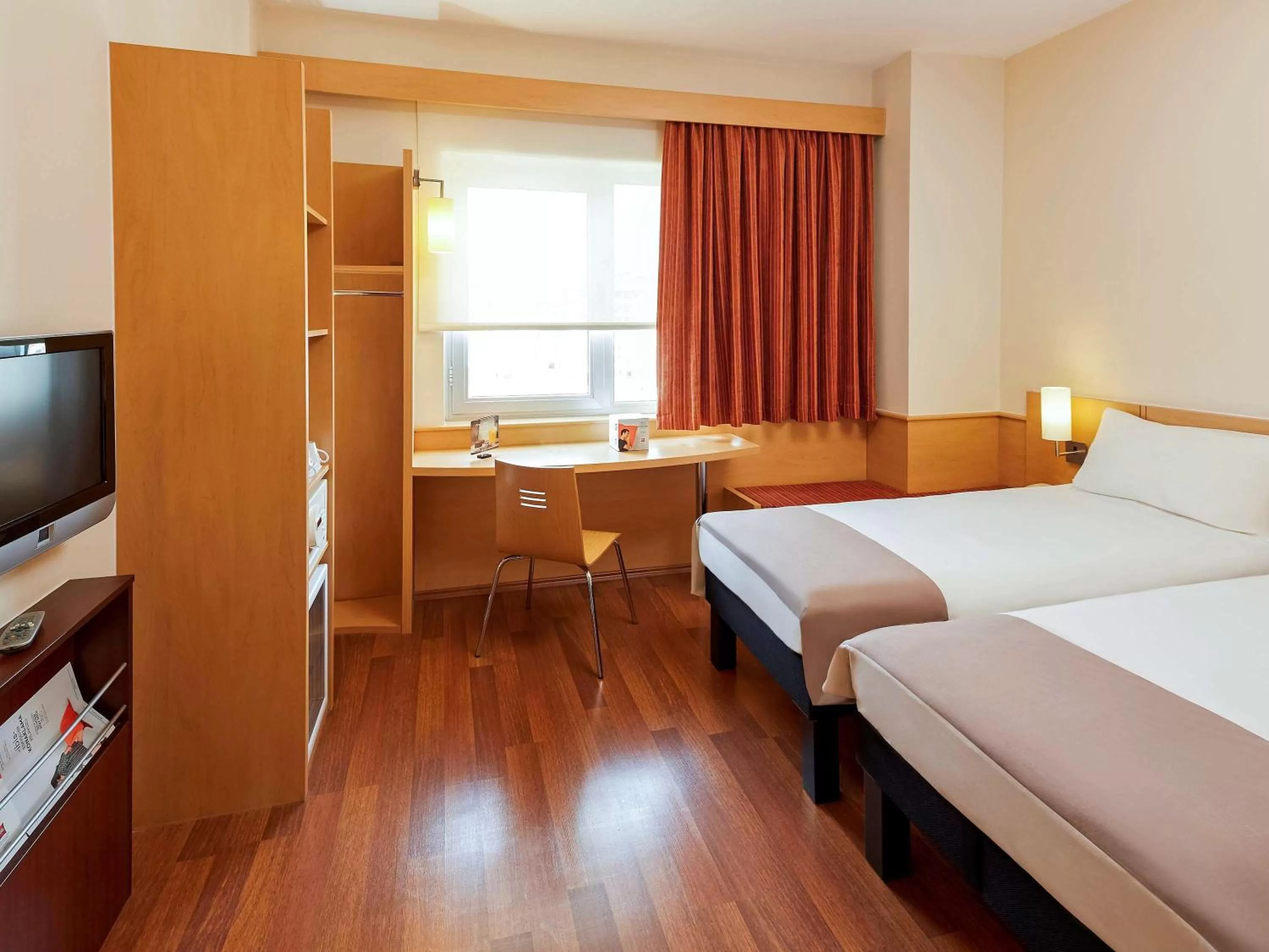 Photo of the whole room, Bed in Ibis Eskisehir