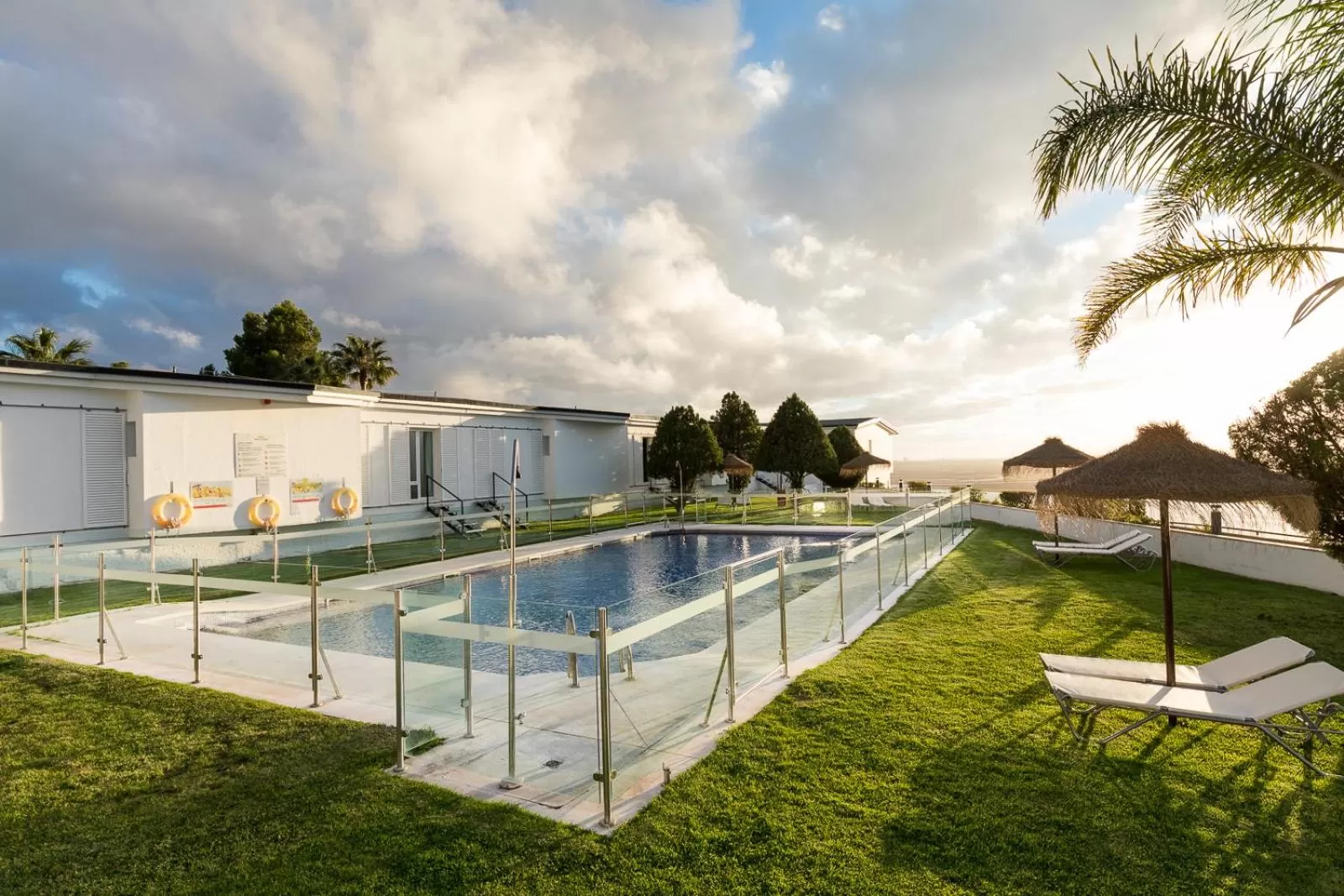 Swimming pool in Parador de Ayamonte