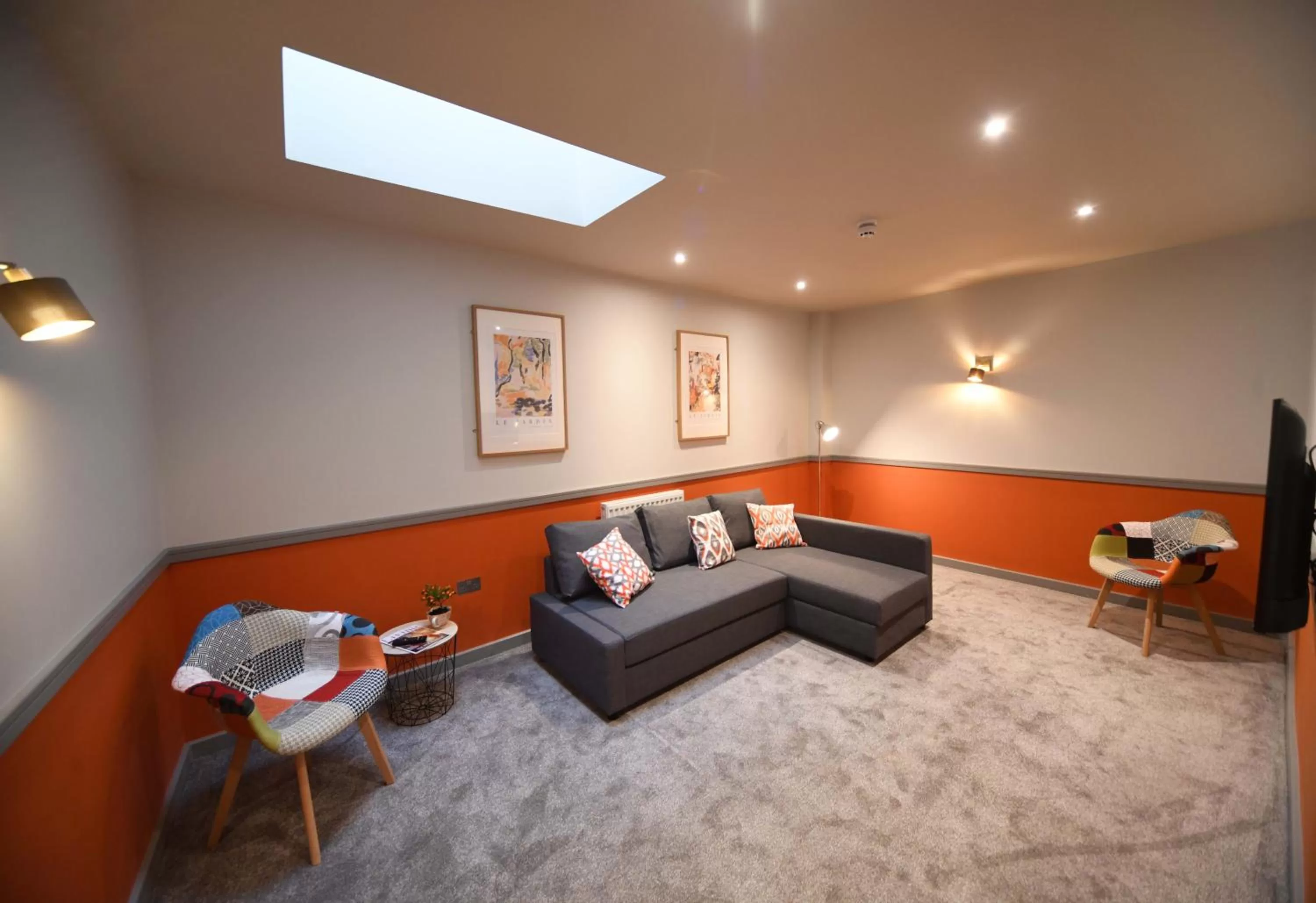 TV and multimedia in Park Head Hotel