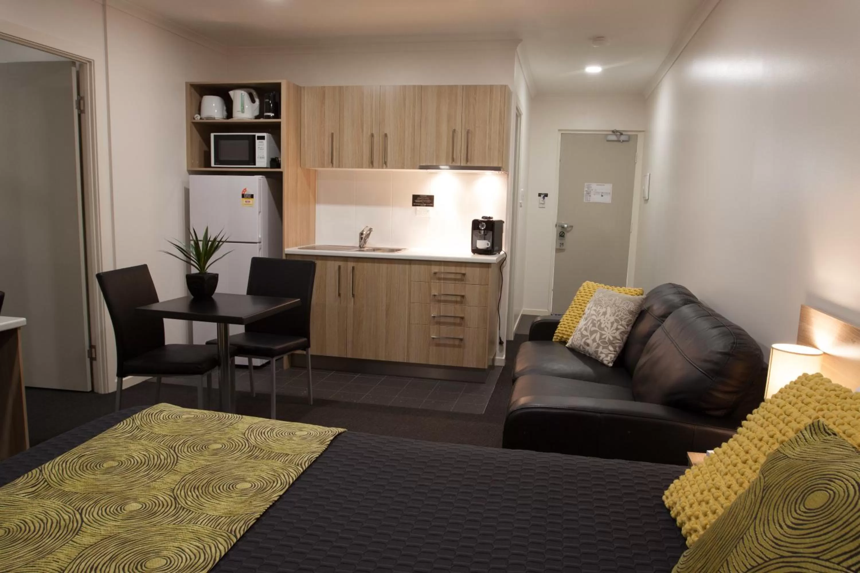 Family Room in Abode37 Motel Emerald