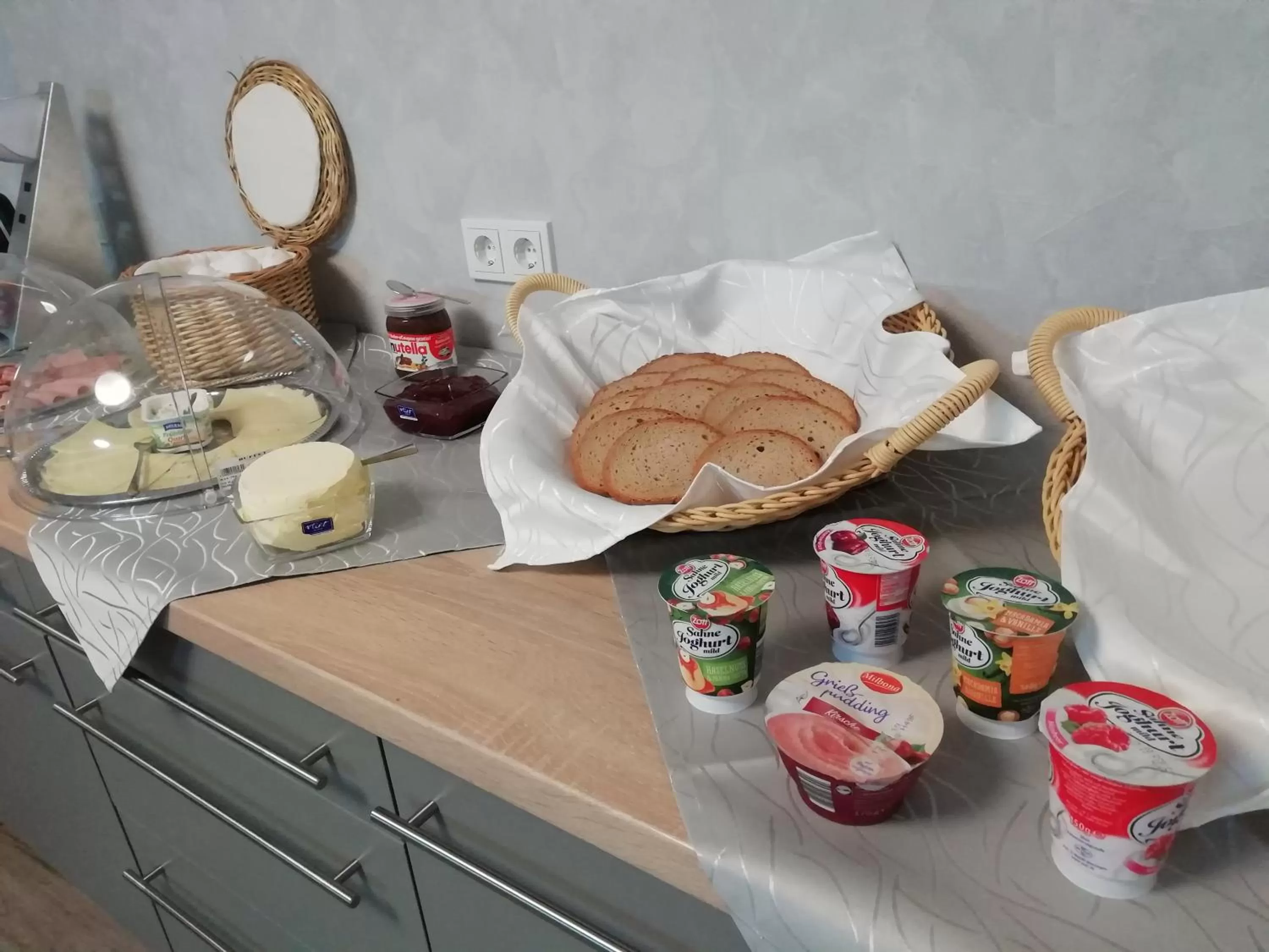 Breakfast in Gästehaus - Café Frank