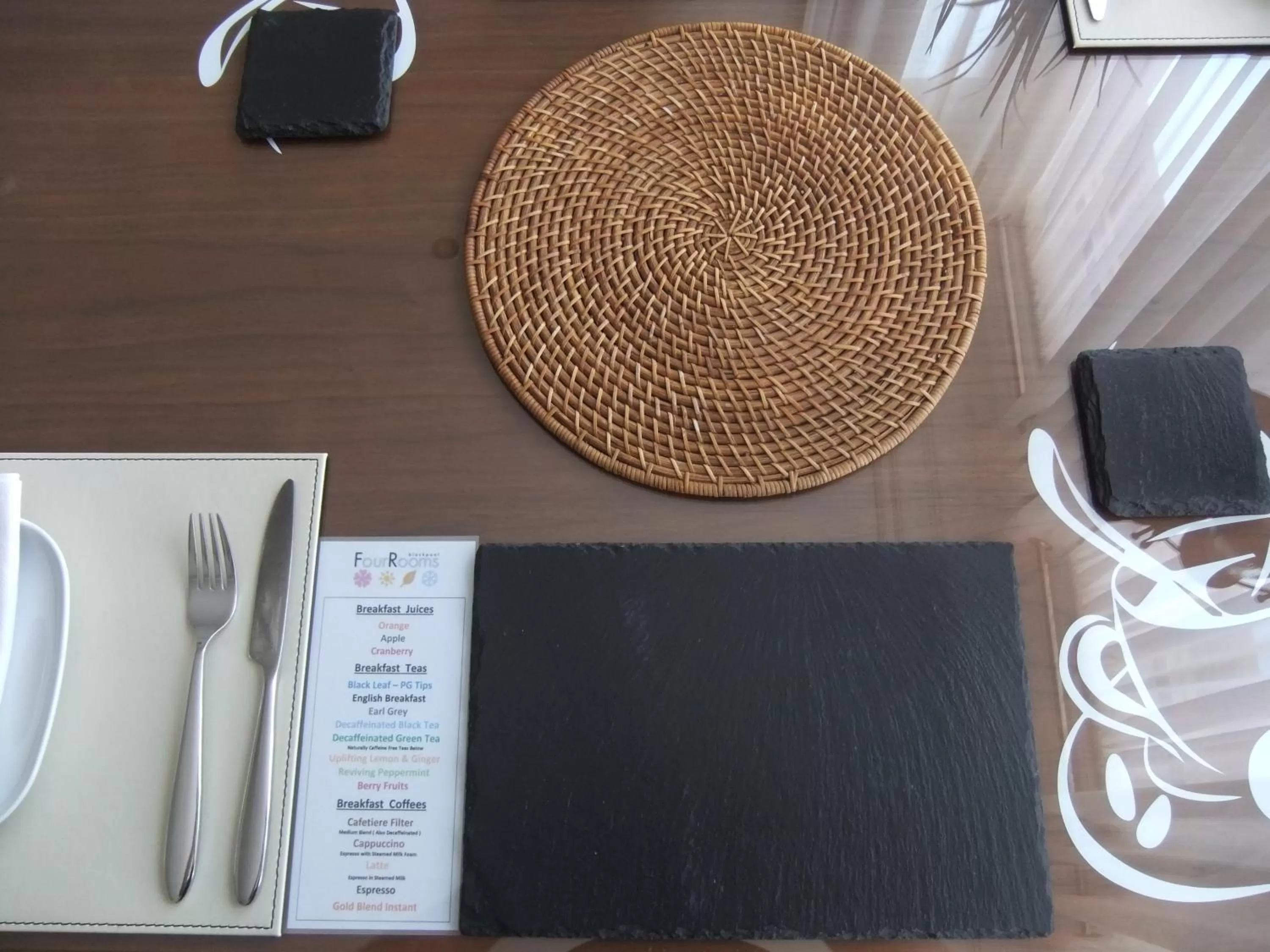 Dining area in FourRooms - Couples Only