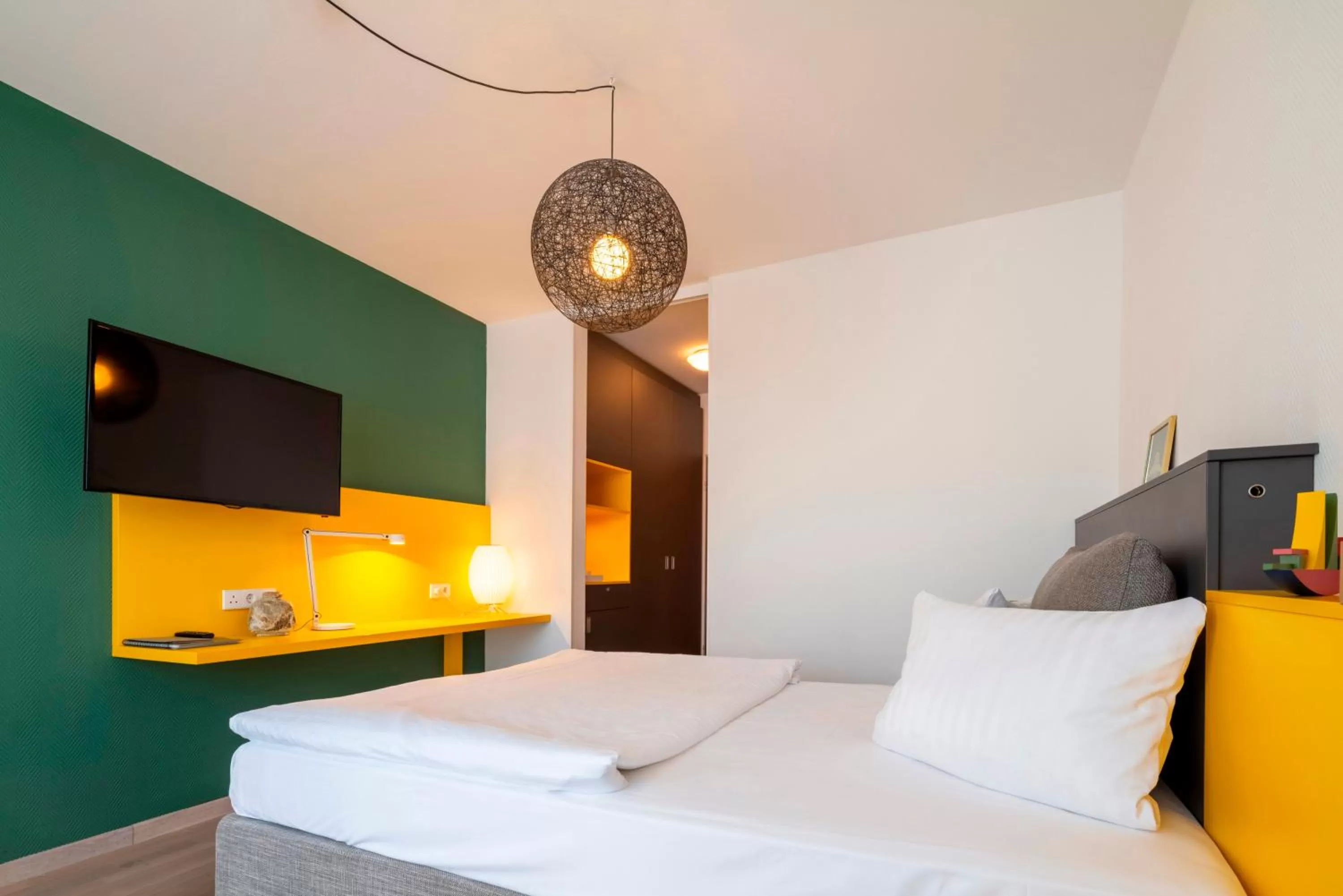 Bed in Das Eckert - Lifestyle Design Hotel & Fine Dining bei Basel (Grenzach)